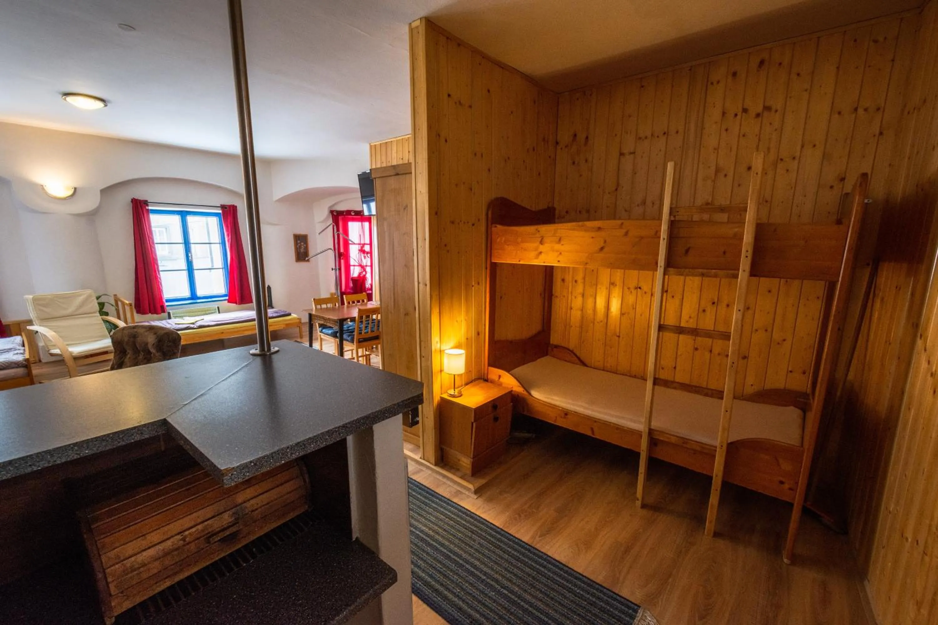 Bed in Red Point