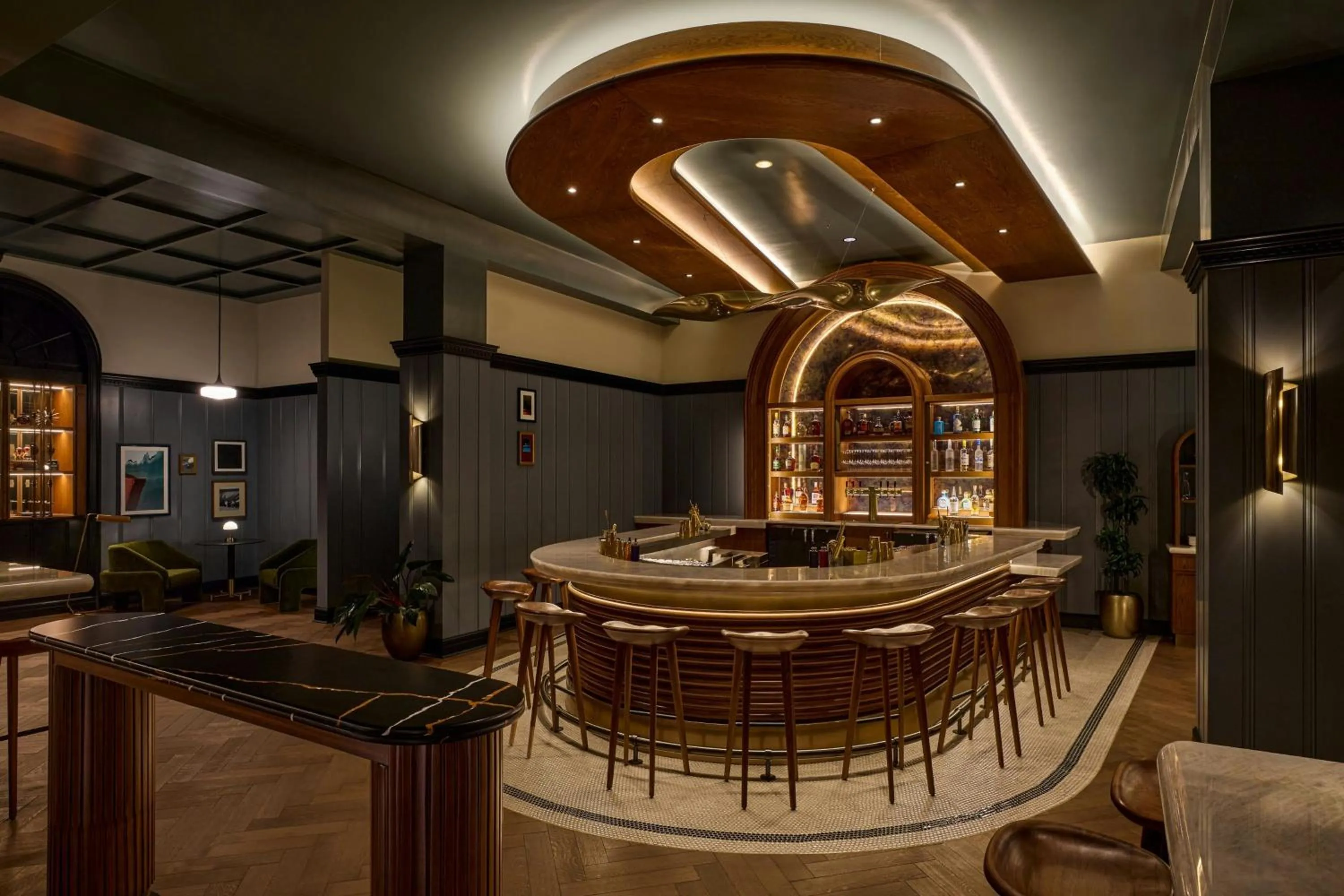 Restaurant/places to eat in Dearborn Inn, Autograph Collection