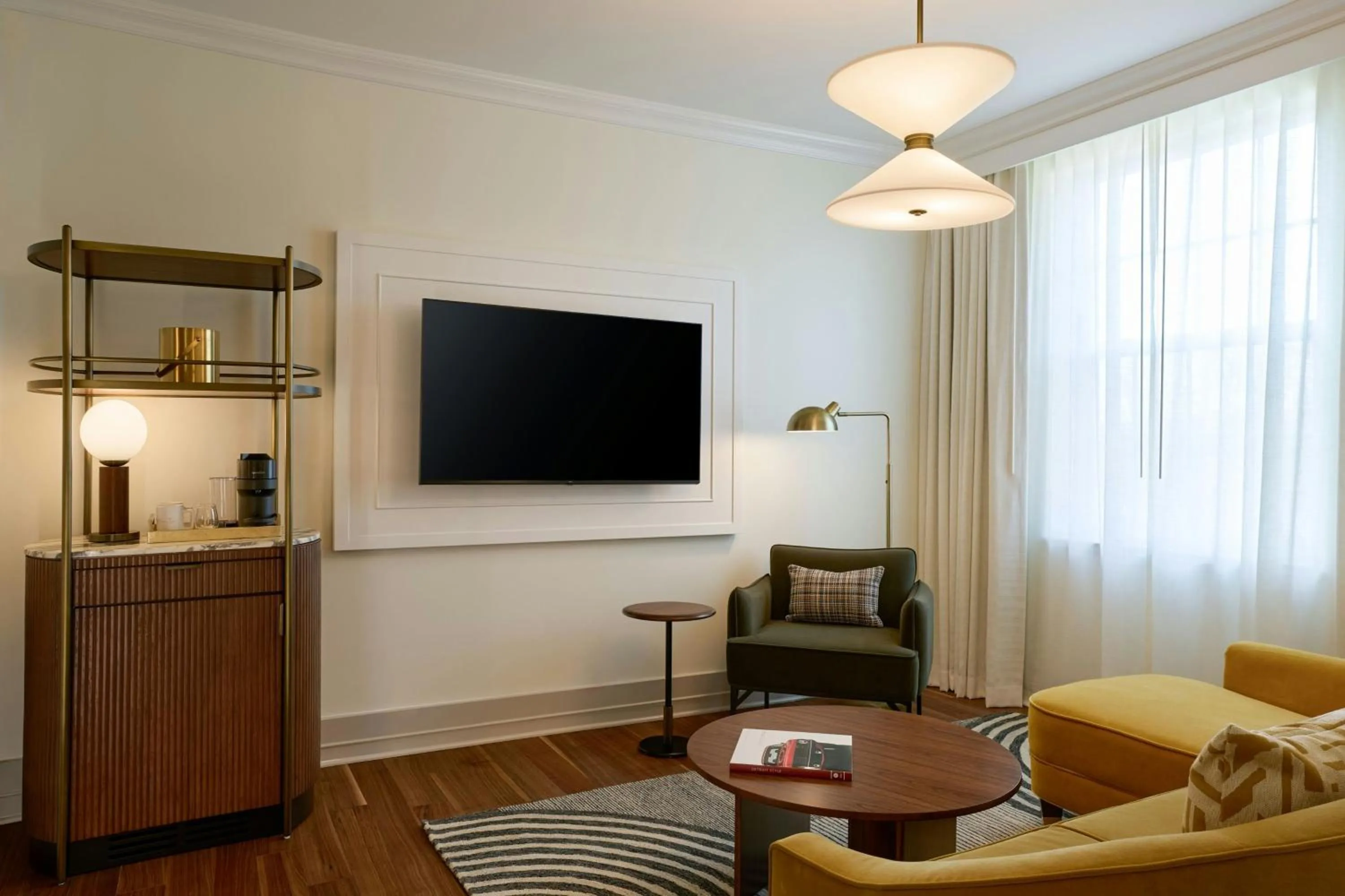 Bedroom in Dearborn Inn, Autograph Collection
