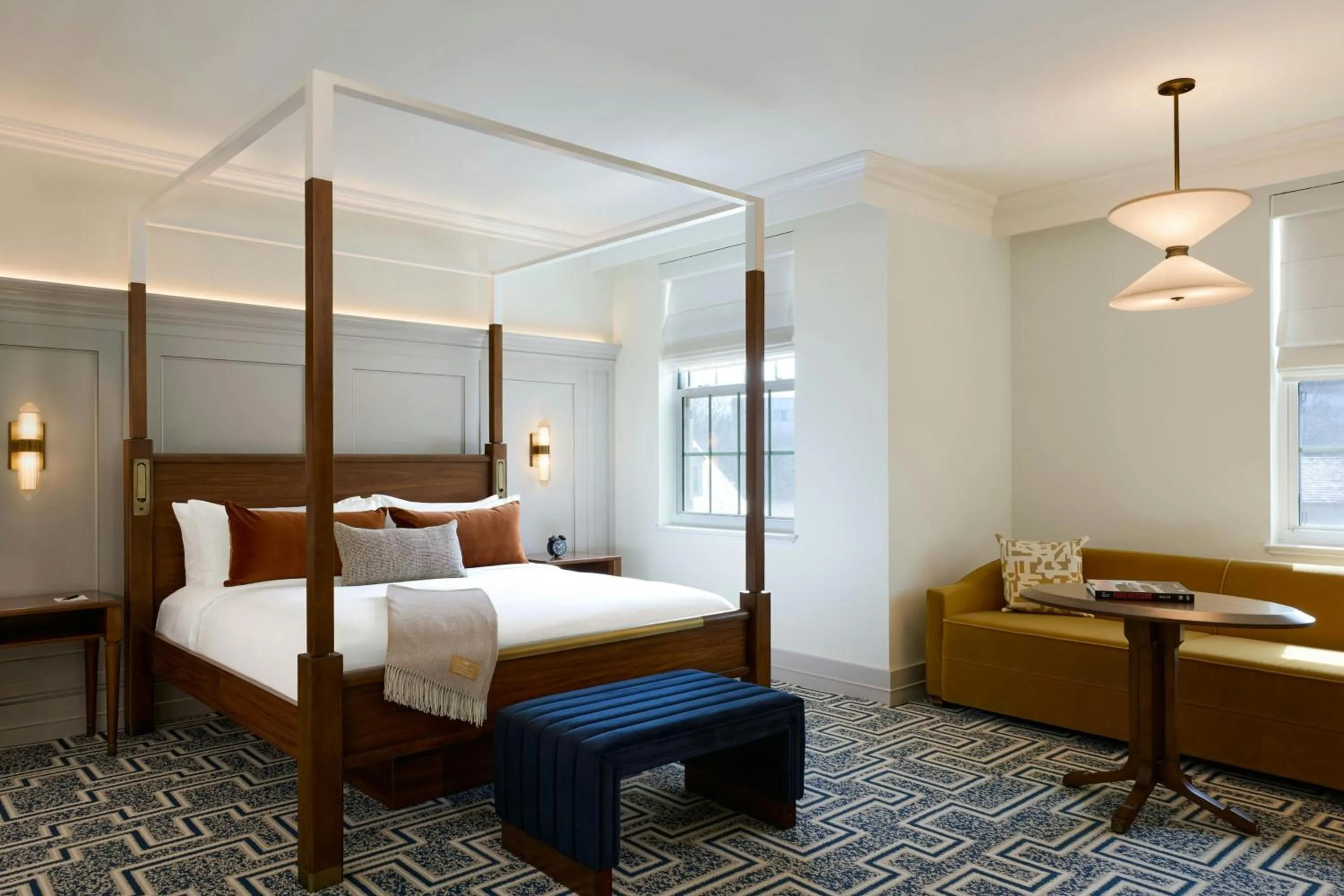 Photo of the whole room, Bed in Dearborn Inn, Autograph Collection