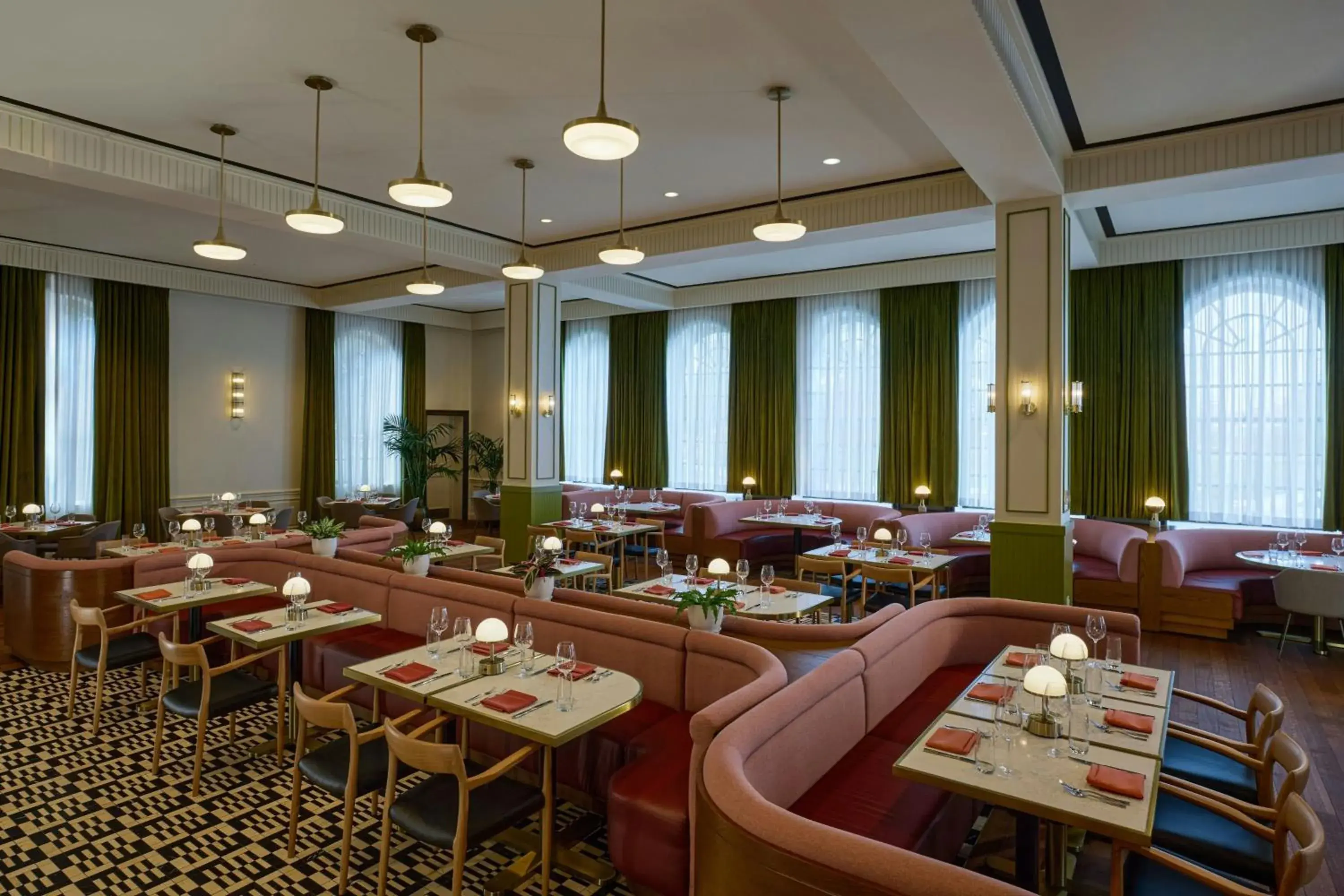 Restaurant/places to eat in Dearborn Inn, Autograph Collection Restaurant/places to eat in Dearborn Inn, Autograph Collection