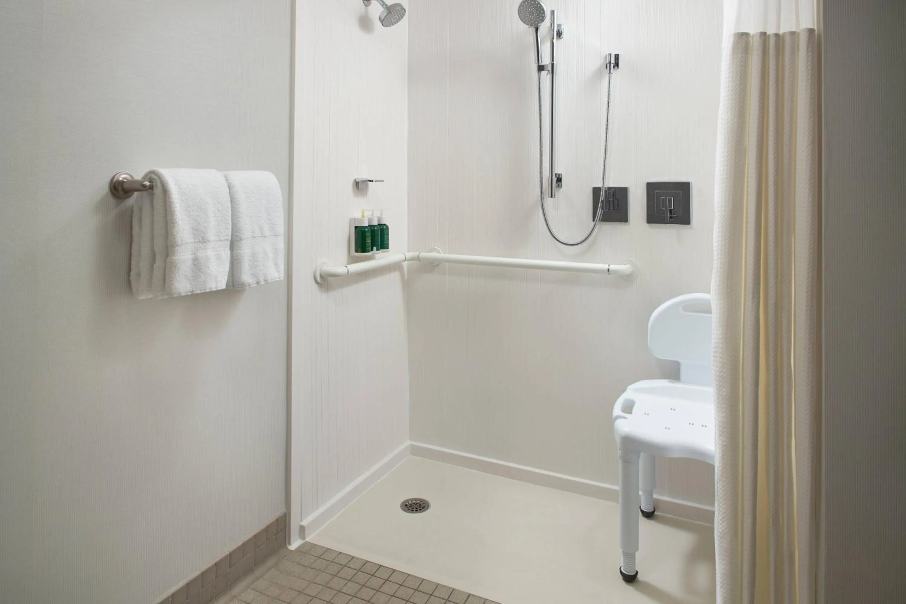 Bathroom in Courtyard by Marriott Fayetteville