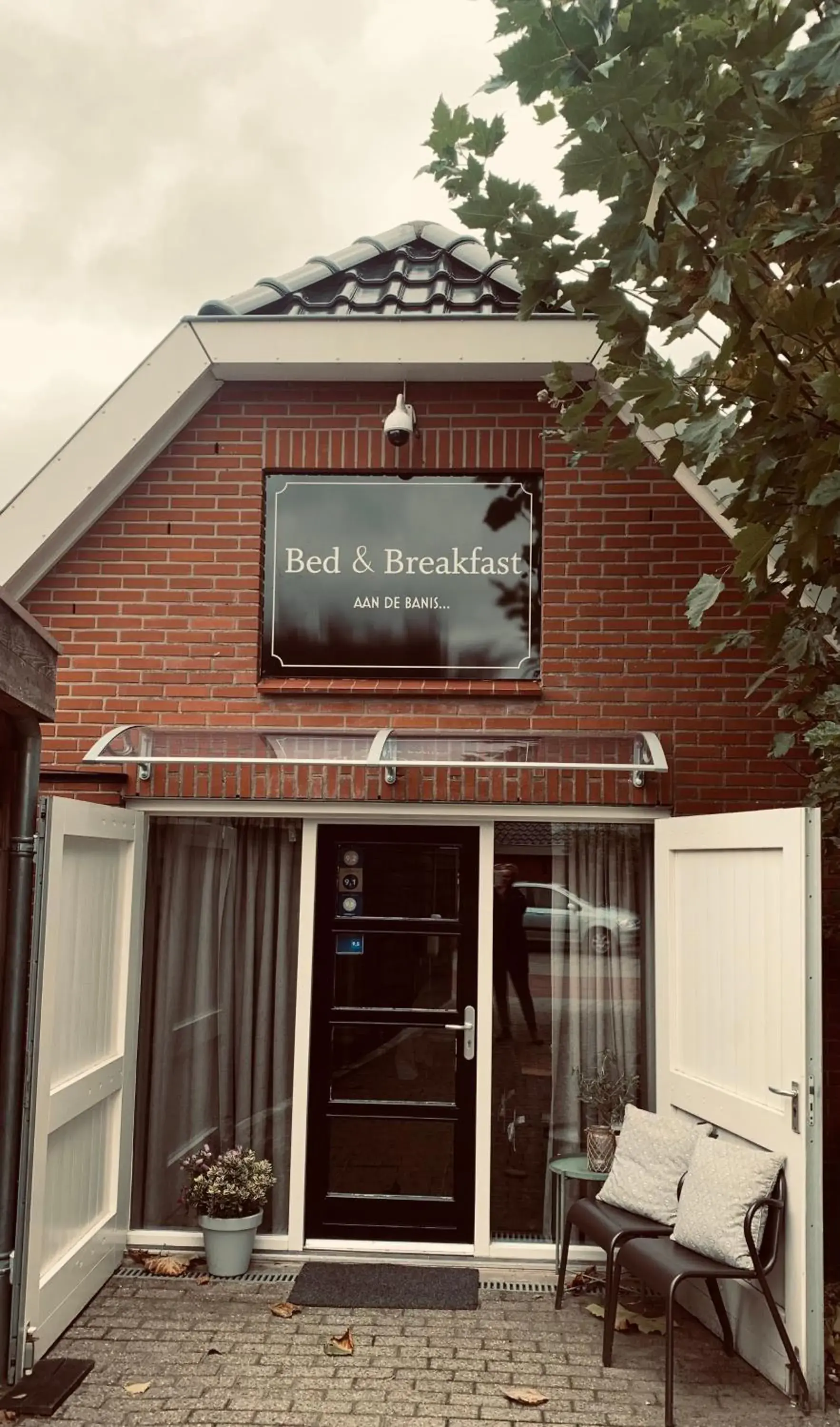 Bed & Breakfast "aan de banis" Bed & Breakfast "aan de banis"