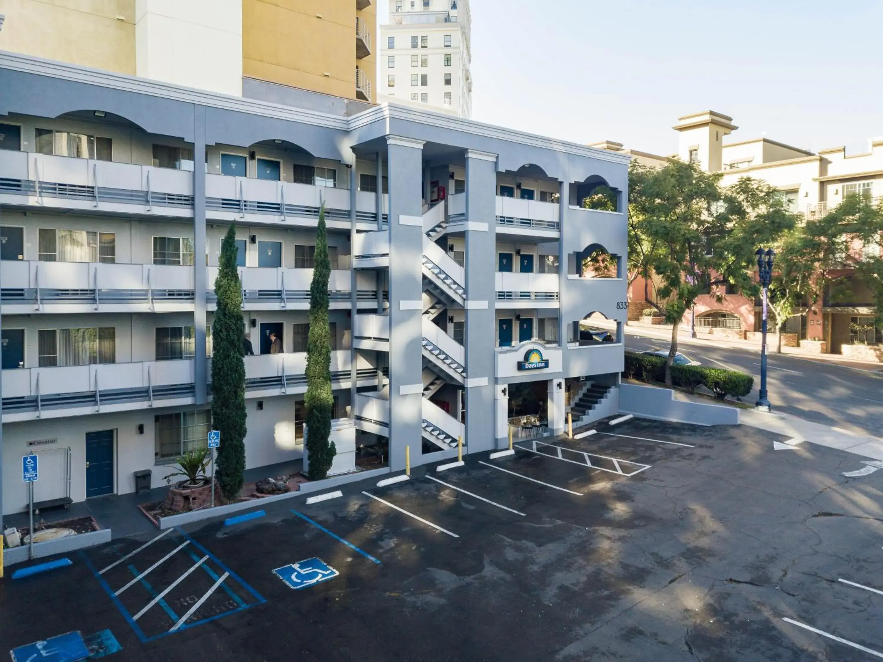 Property building in Days Inn by Wyndham San Diego/Downtown/Convention Center Property building in Days Inn by Wyndham San Diego/Downtown/Convention Center