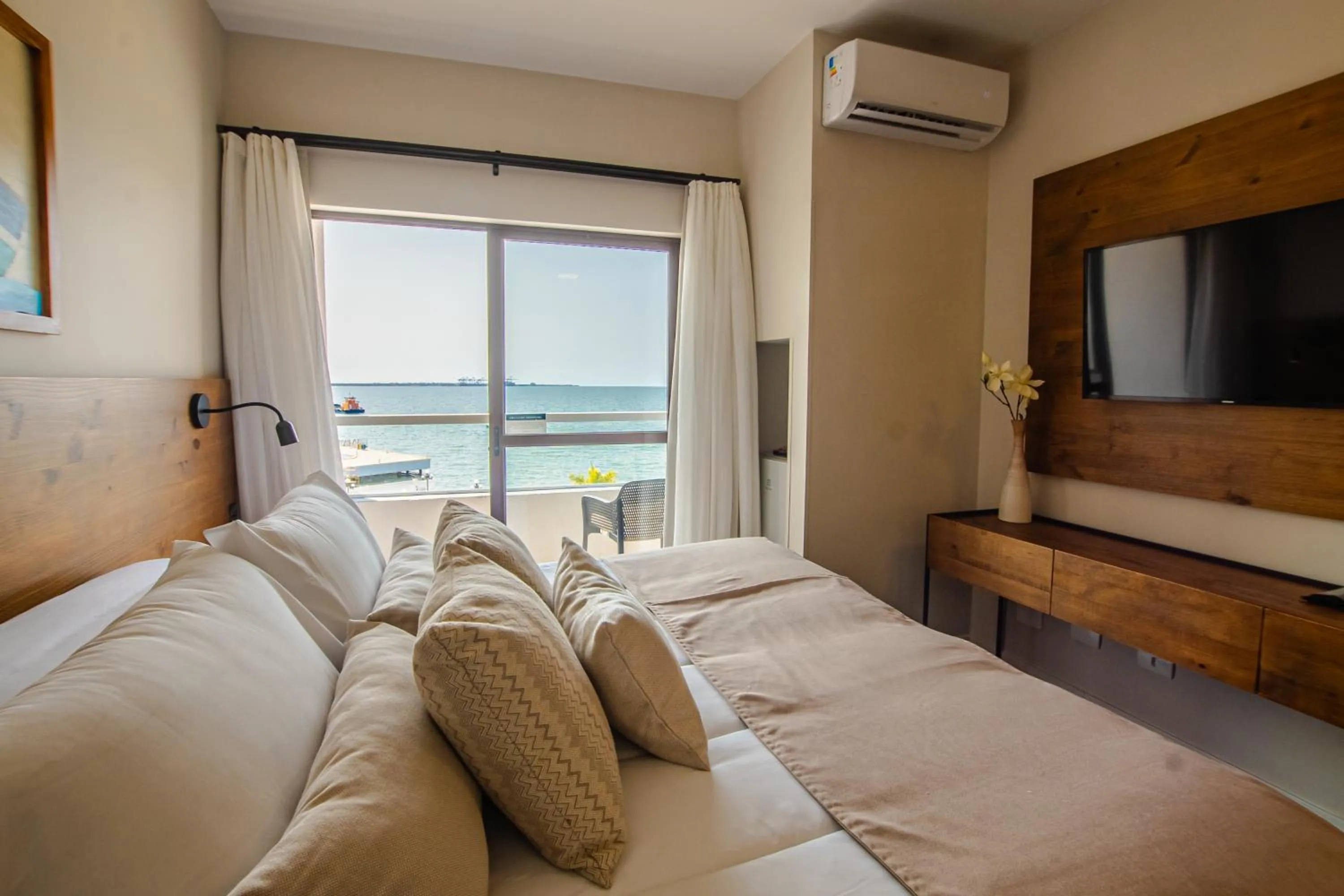 Bed in Hotel Villareal São Francisco do Sul