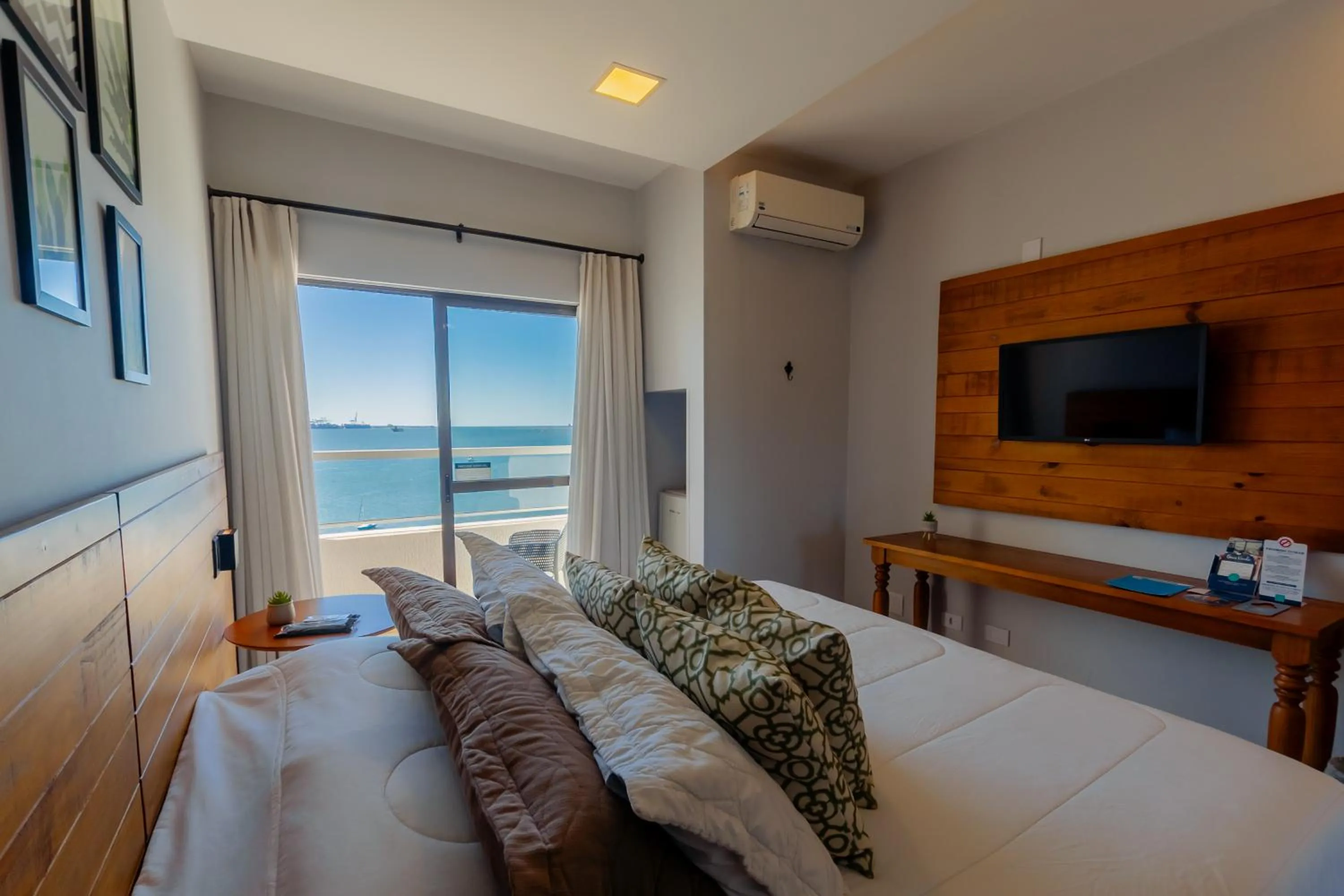 Bed in Hotel Villareal São Francisco do Sul