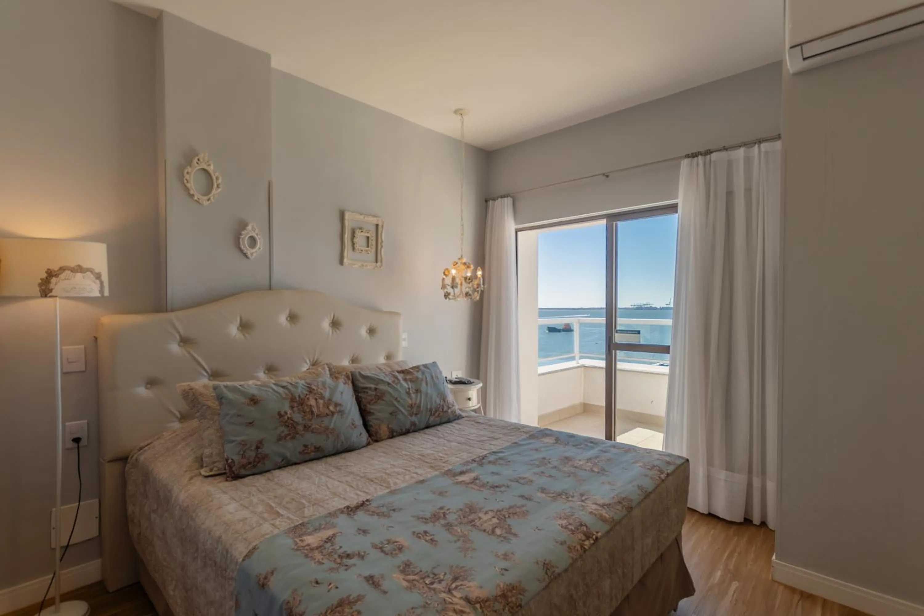 Bed in Hotel Villareal São Francisco do Sul