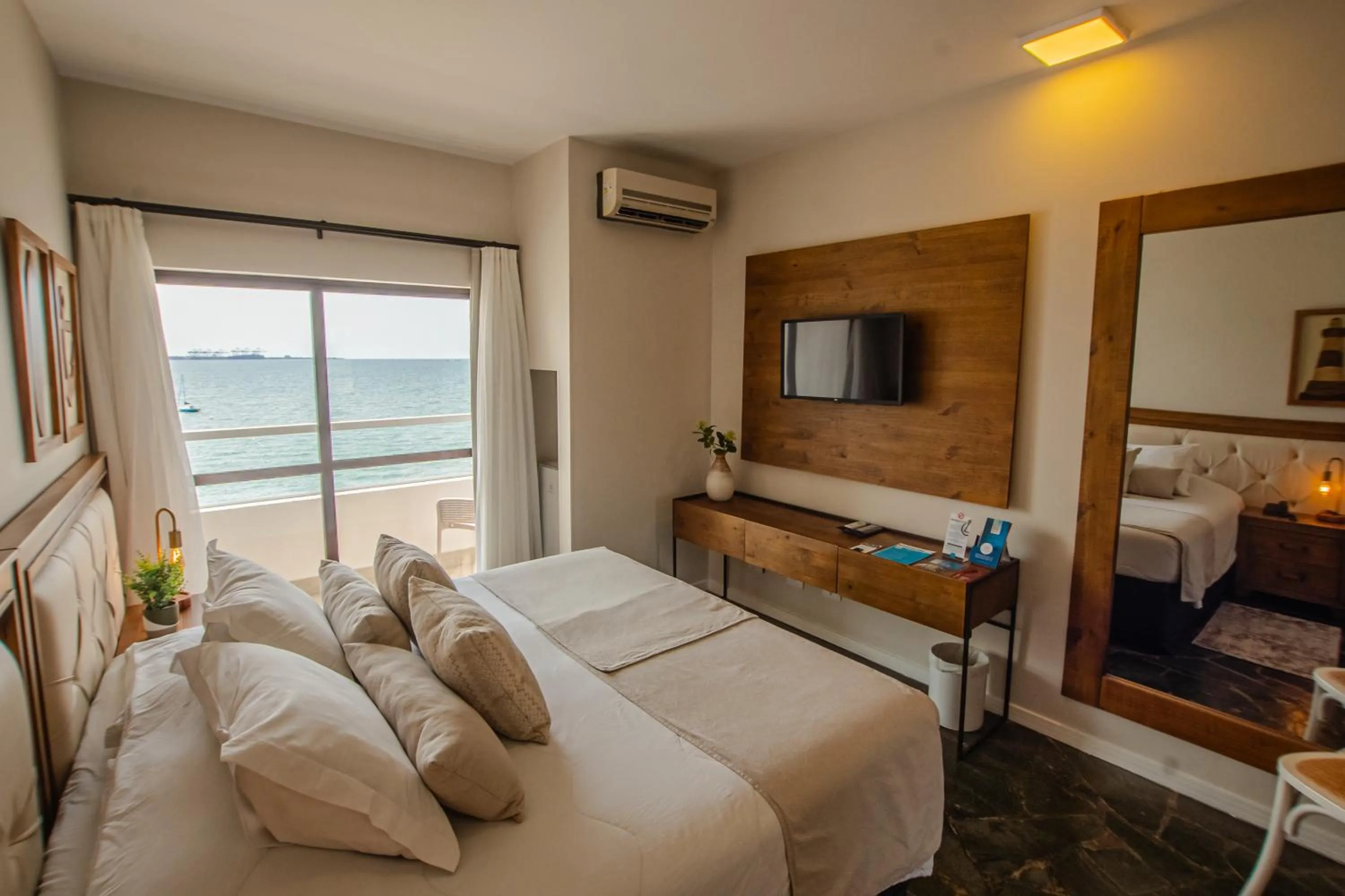 Bed in Hotel Villareal São Francisco do Sul