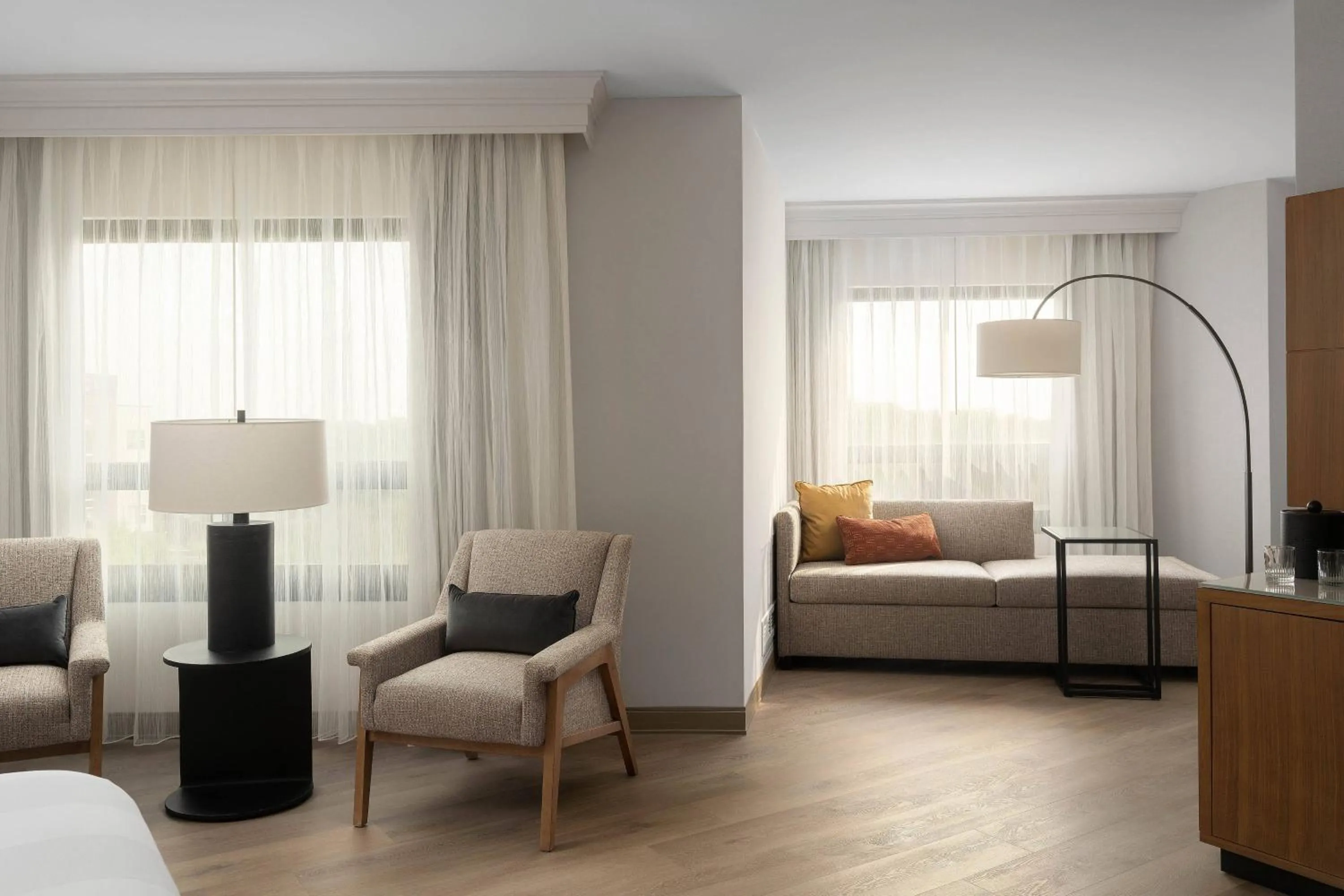 Photo of the whole room, Bed in Fort Collins Marriott