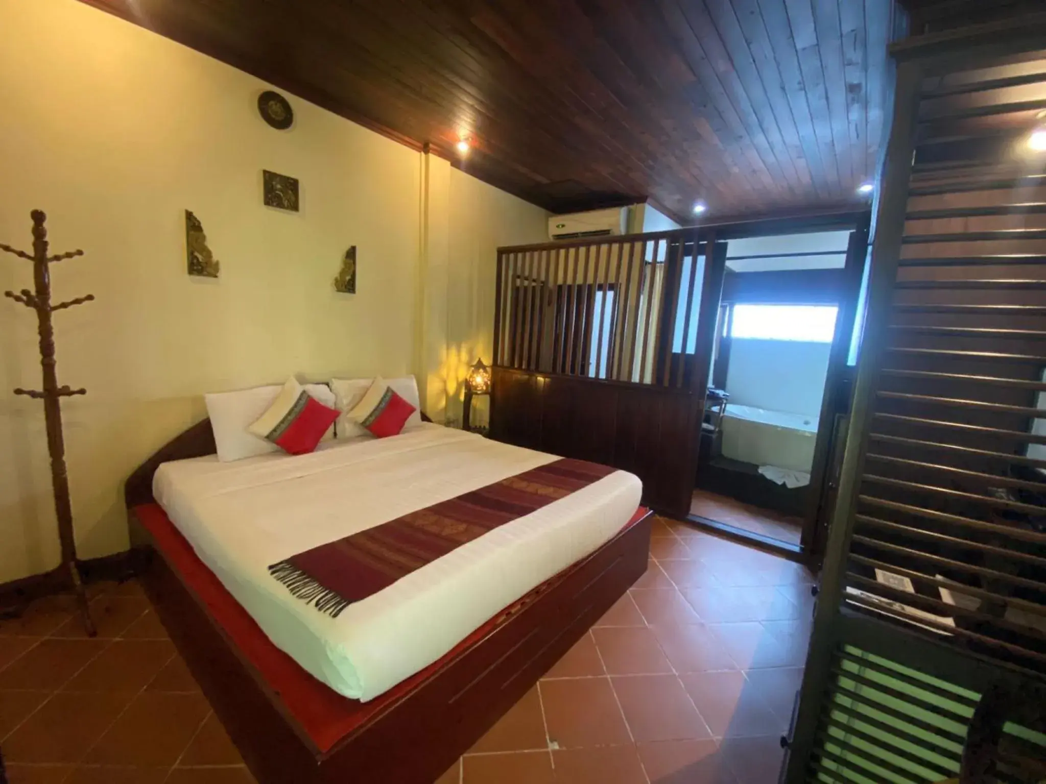 Photo of the whole room, Bed in Vangsavath Hotel Photo of the whole room, Bed in Vangsavath Hotel