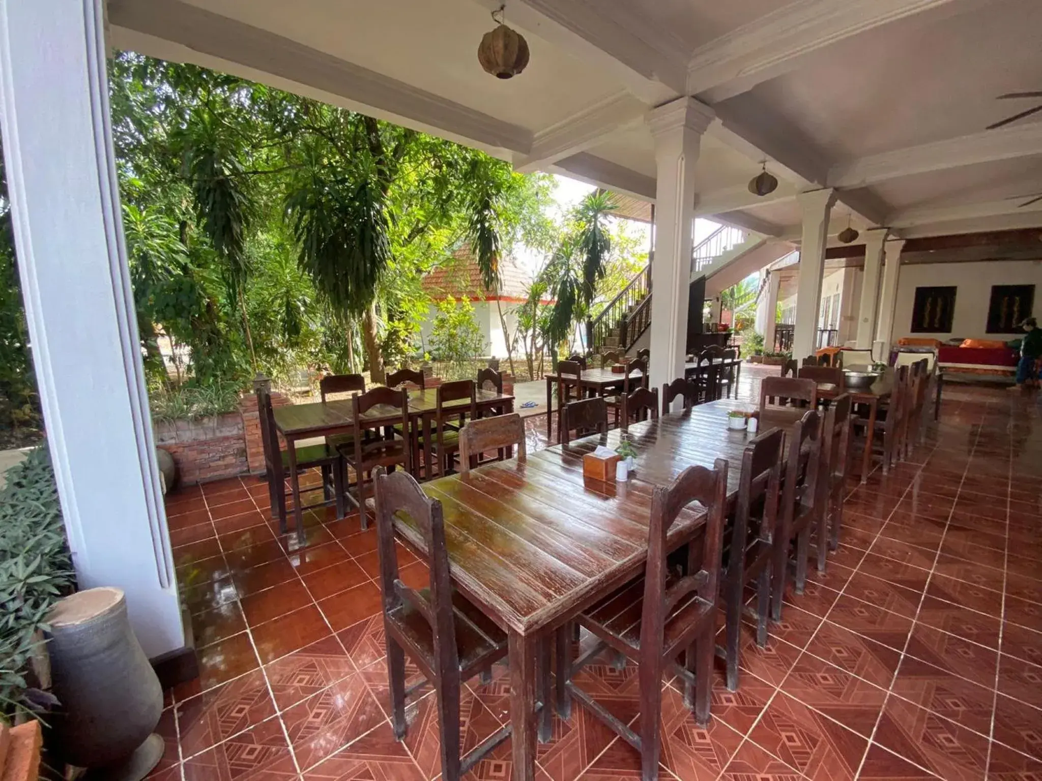 Restaurant/places to eat in Vangsavath Hotel Restaurant/places to eat in Vangsavath Hotel