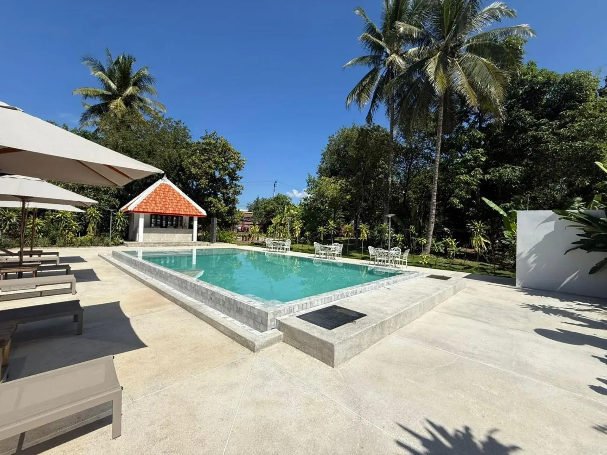 Garden view in Vangsavath Hotel Garden view in Vangsavath Hotel