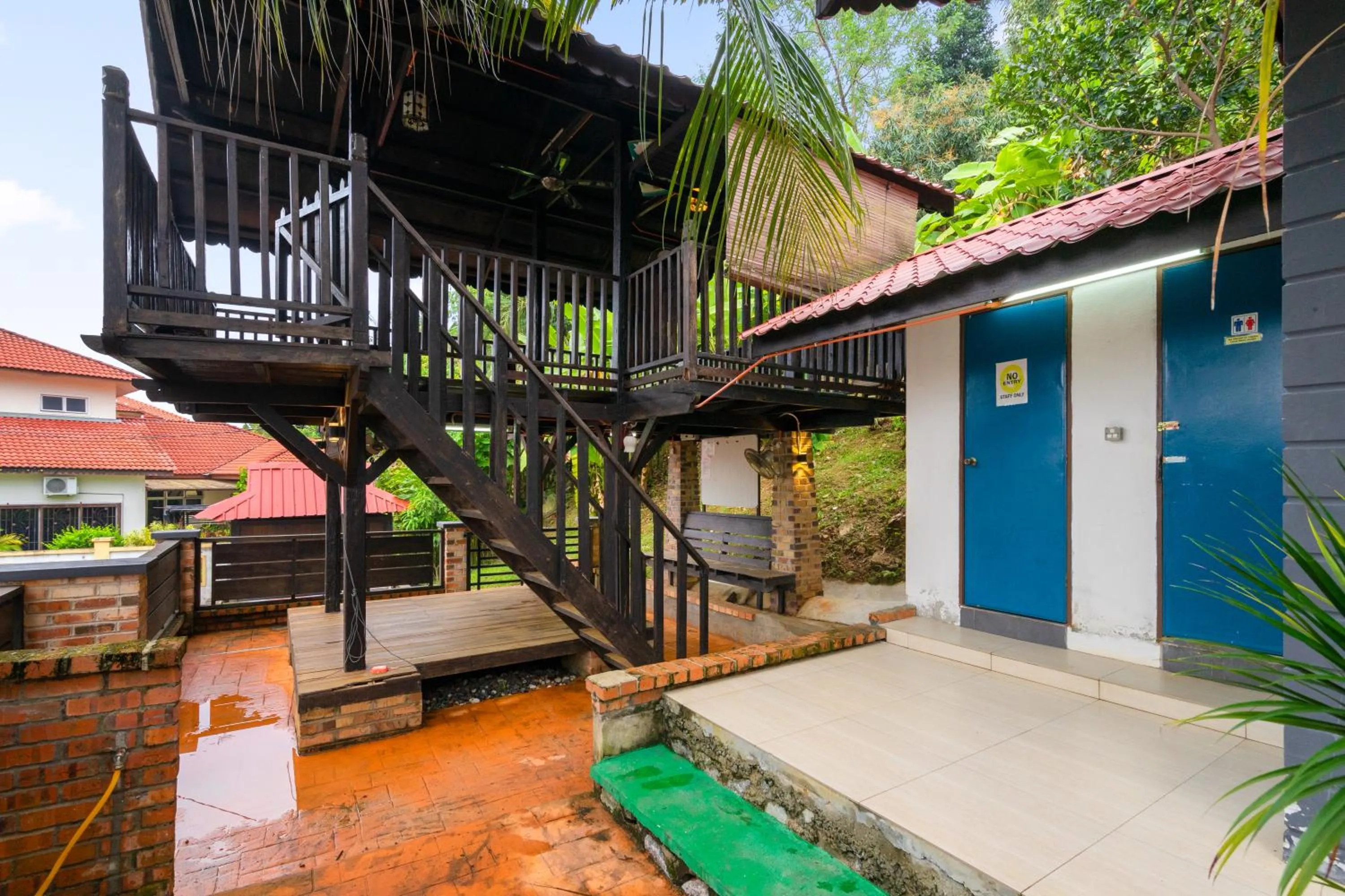 Day in Villa Kiambang