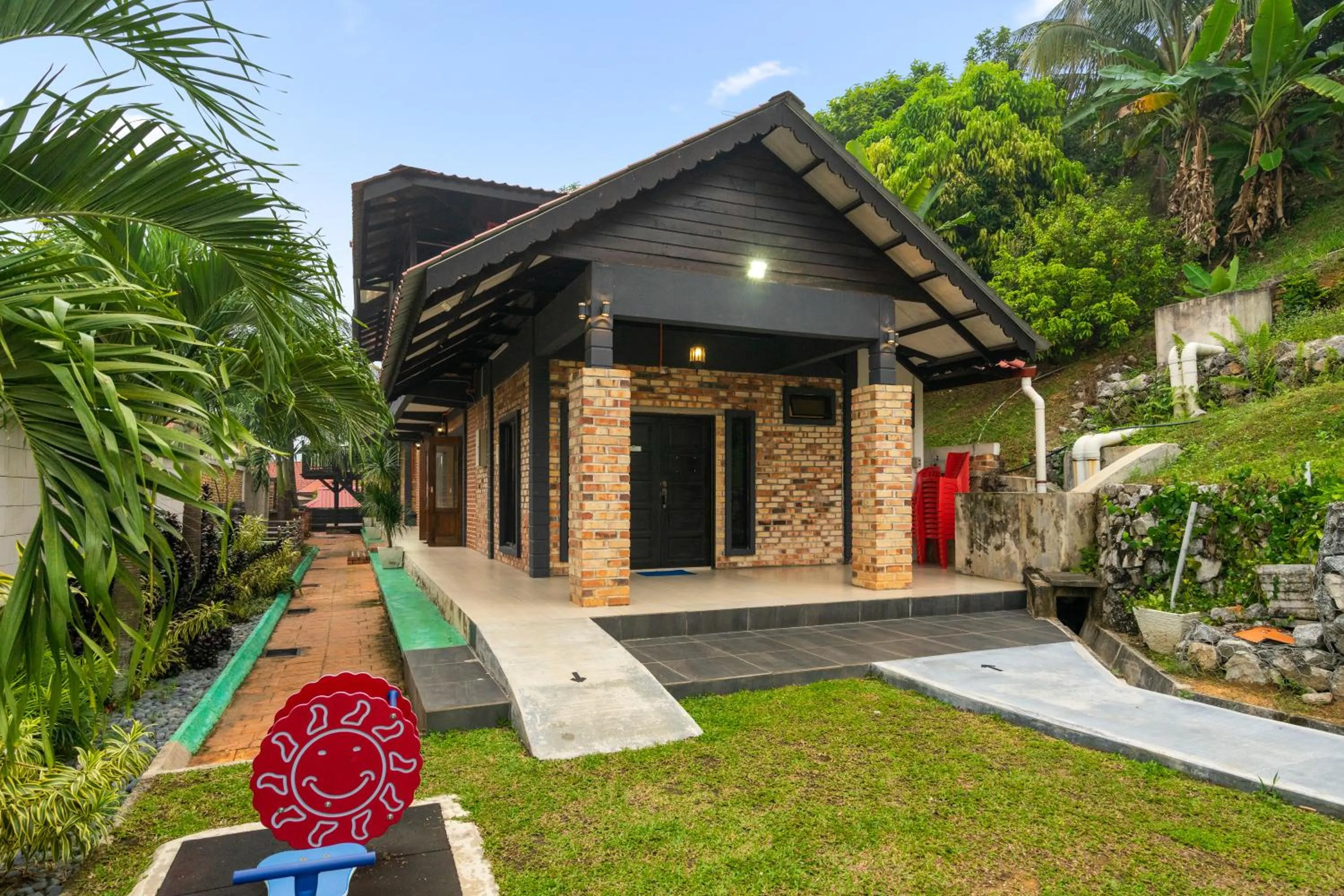 Facade/entrance in Villa Kiambang