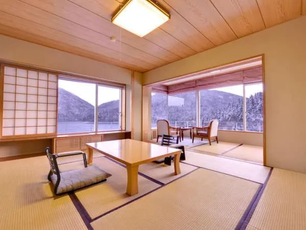 Living room in Shikaribetsu Kohan Onsen Hotel Fusui