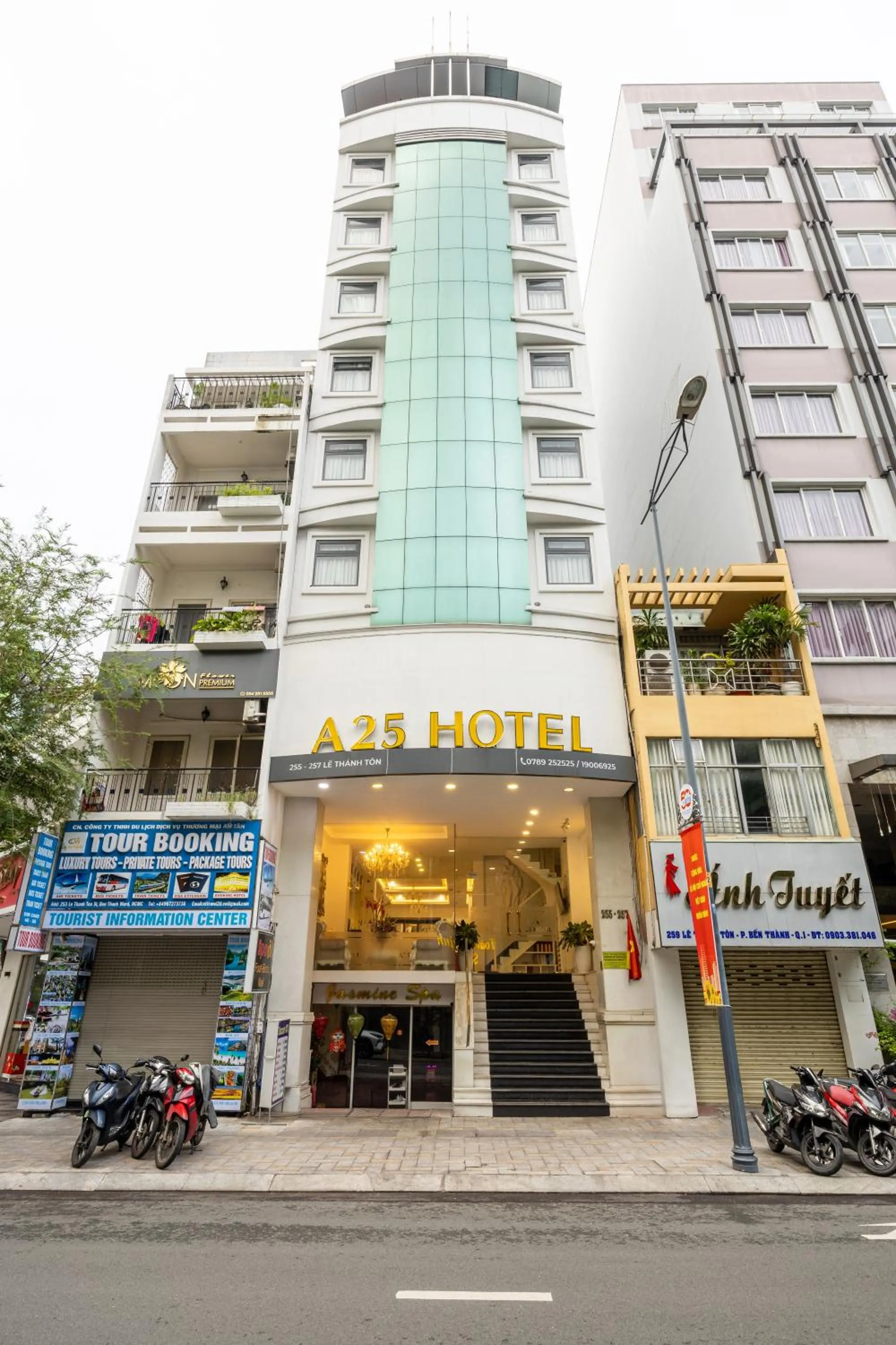 Property building in A25 Hotel - 255 Lê Thánh Tôn