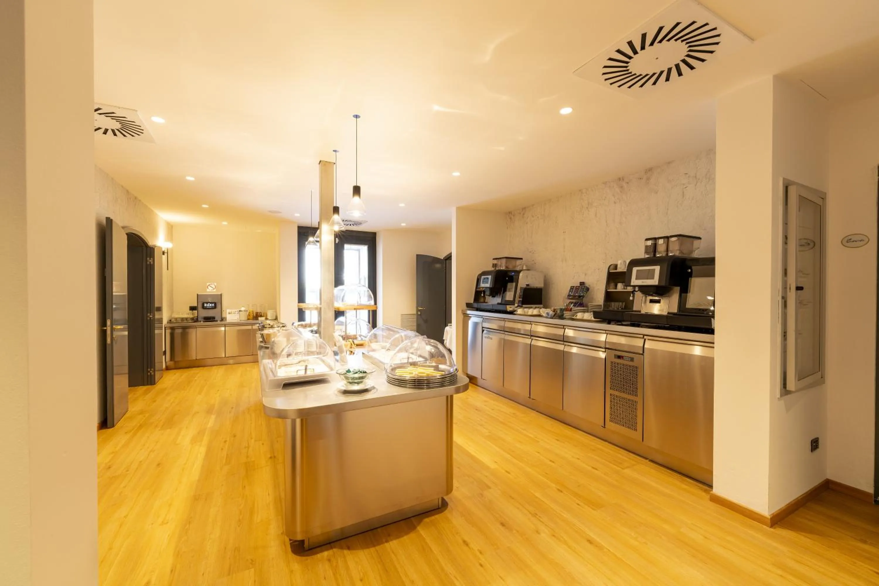 Breakfast in LVG Hotel Collection - Gardenia