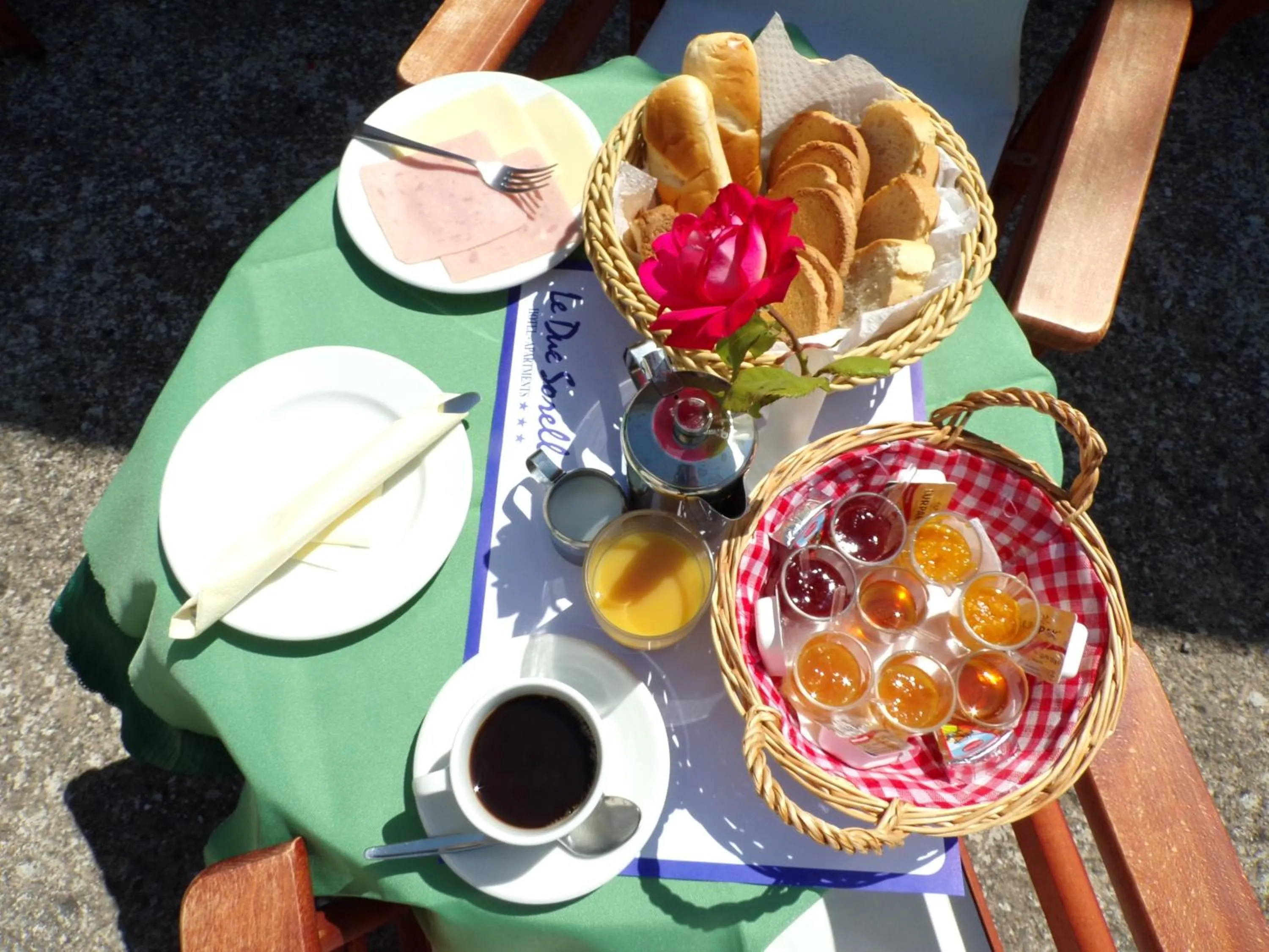 Continental breakfast in Le Due Sorelle