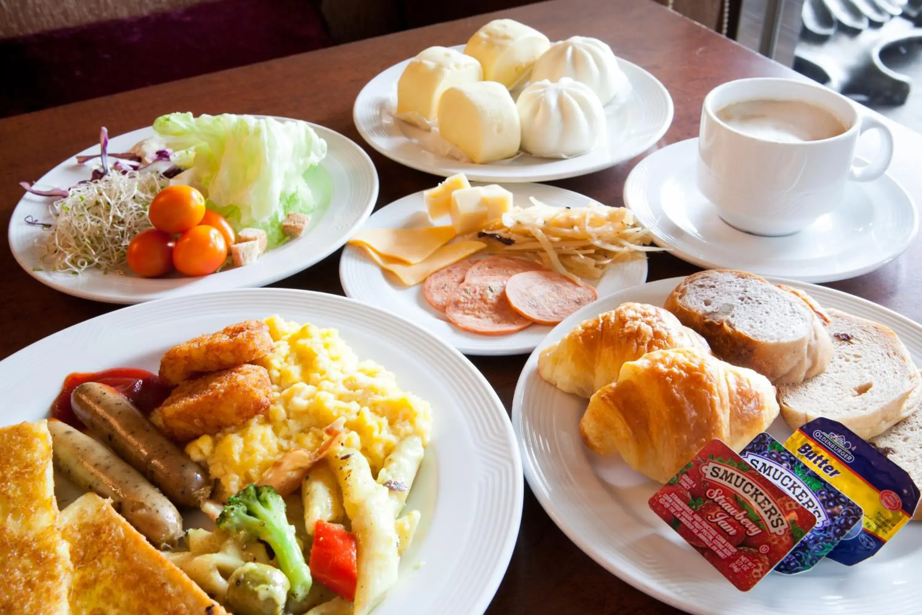 Buffet breakfast in Hotel Kuva Chateau Buffet breakfast in Hotel Kuva Chateau