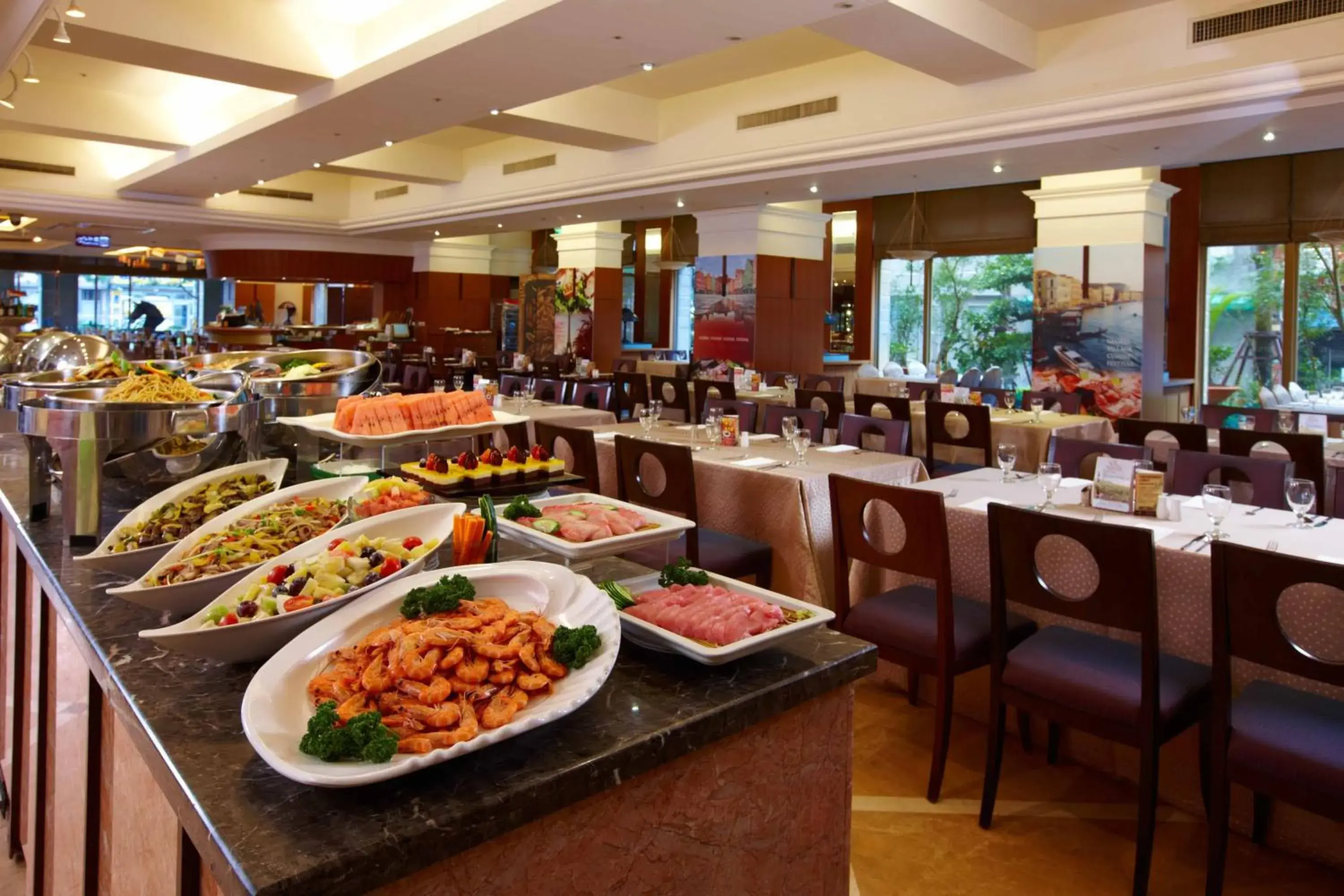 Restaurant/places to eat in Hotel Kuva Chateau Restaurant/places to eat in Hotel Kuva Chateau