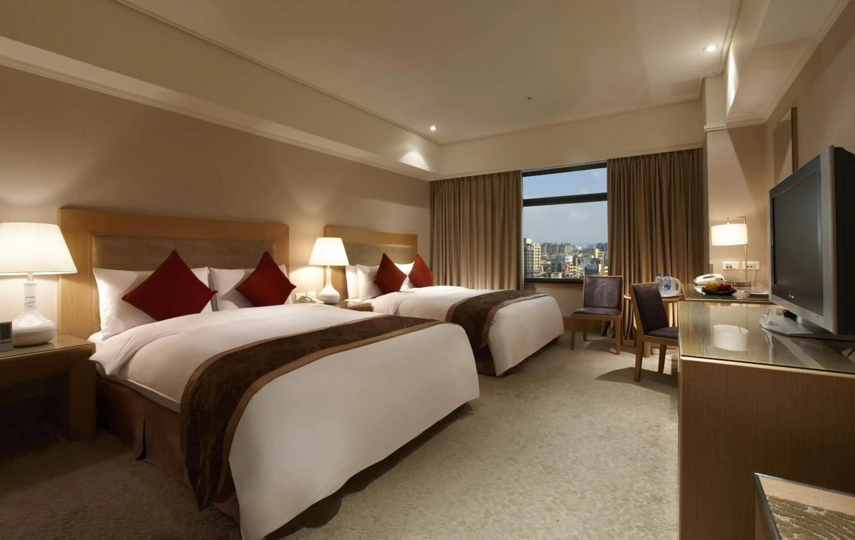 Economy Quadruple Room in Hotel Kuva Chateau Economy Quadruple Room in Hotel Kuva Chateau