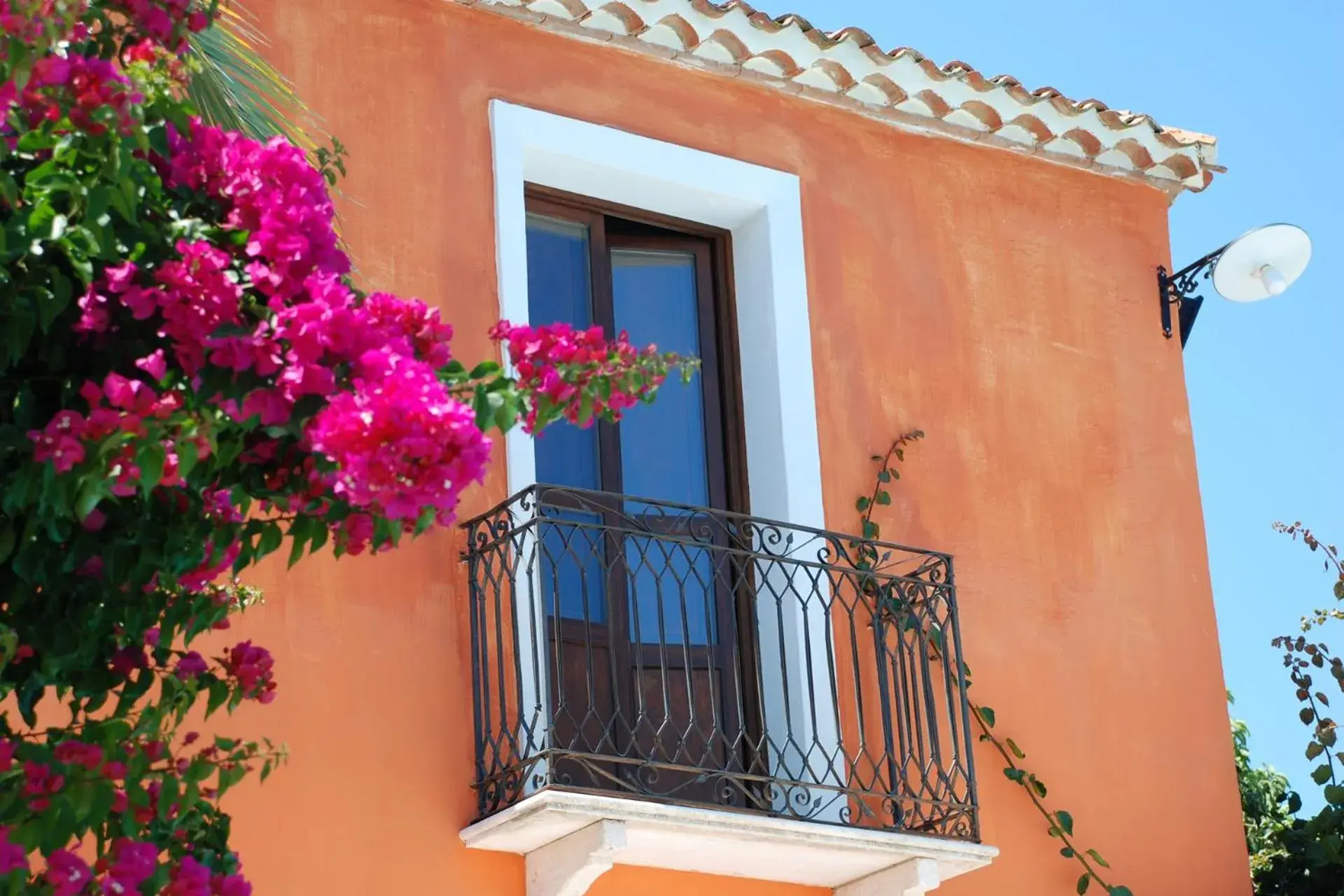 Property building in Felix Hotels - Galanias Hotel & Retreat Property building in Felix Hotels - Galanias Hotel & Retreat