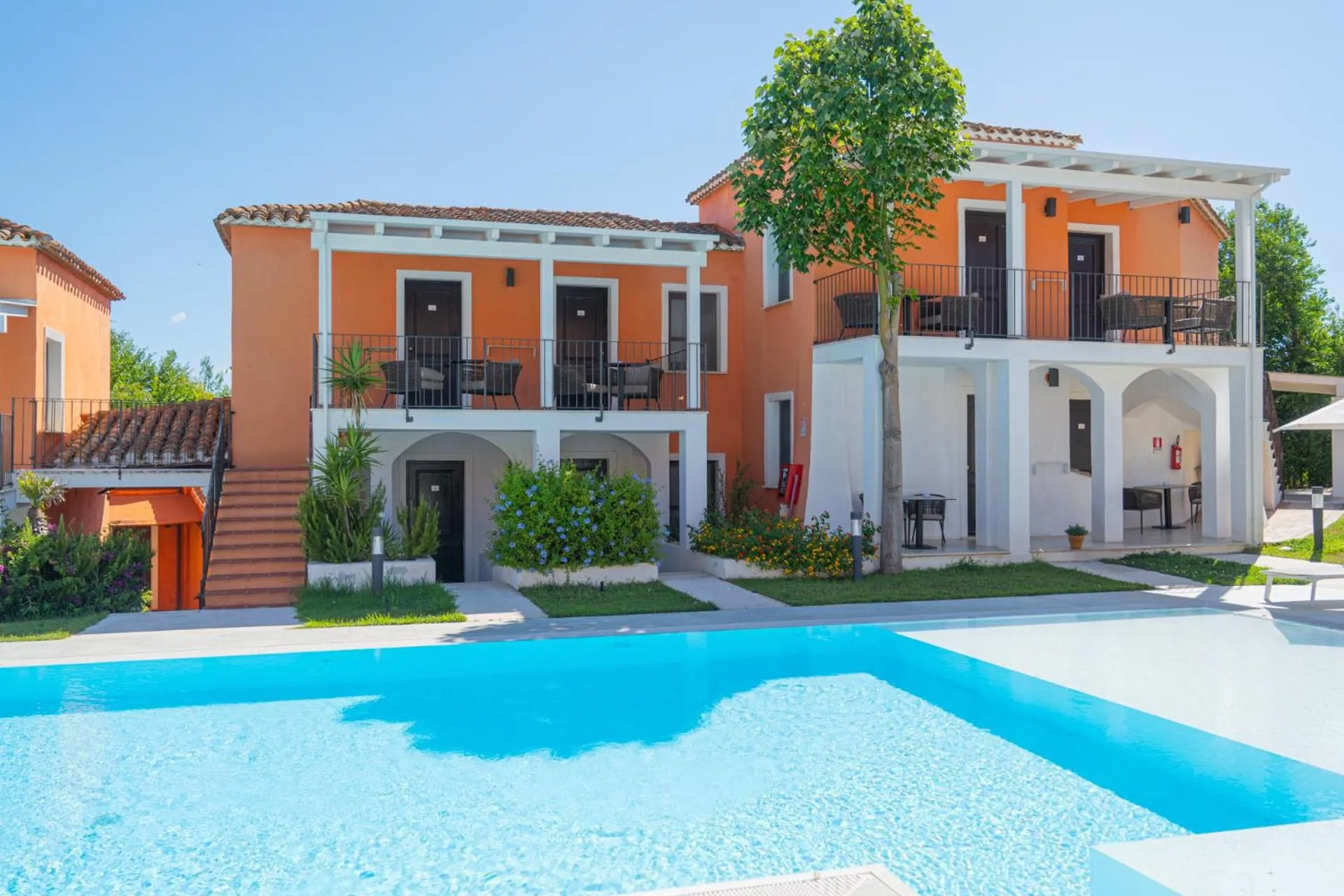 Felix Hotels - Galanias Hotel & Retreat