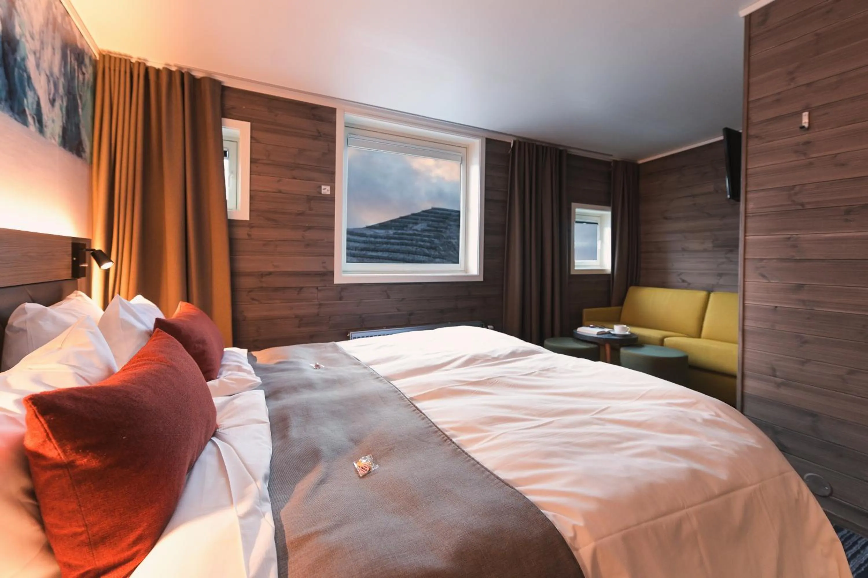 Bed in Svalbard Hotell | Polfareren