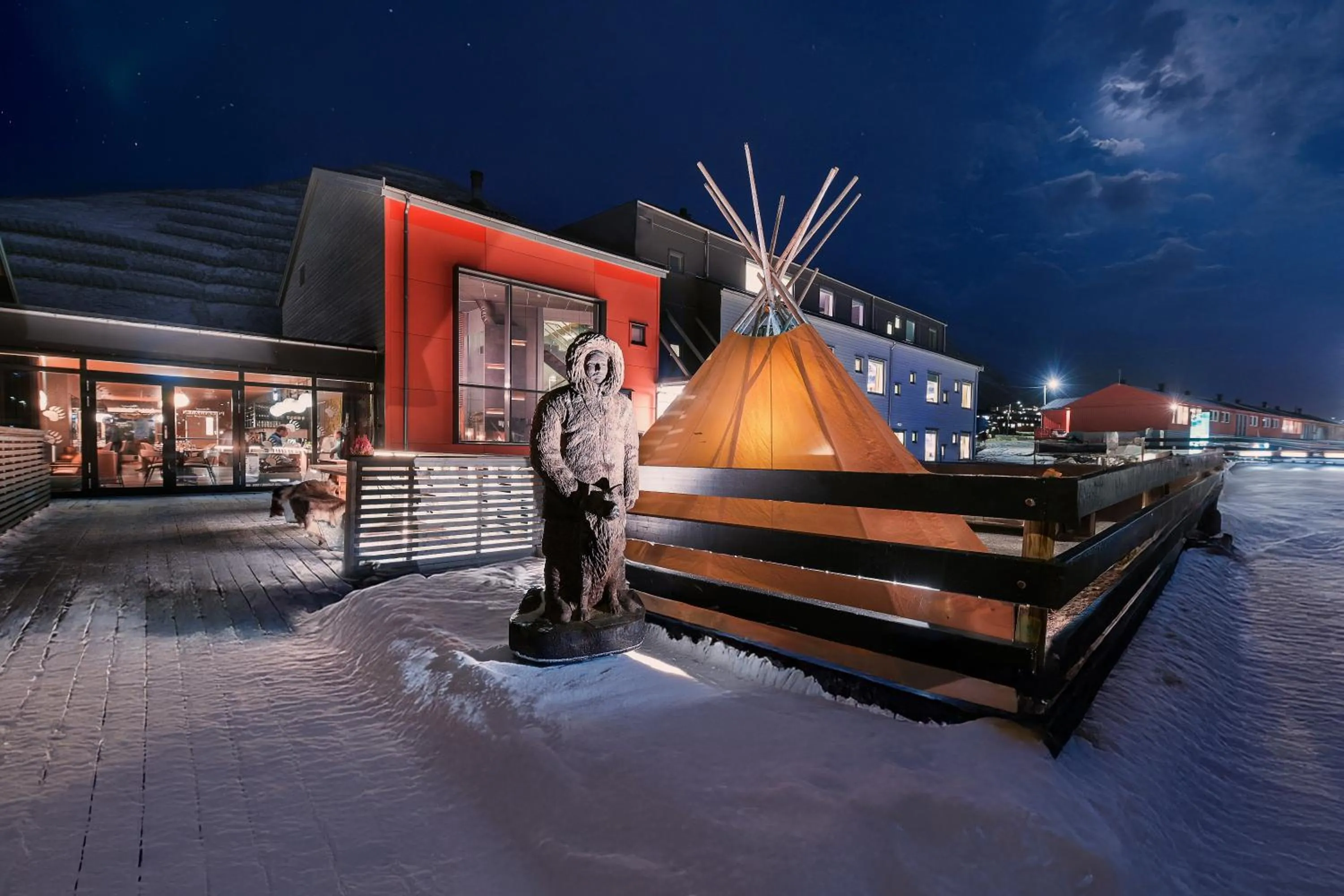 Property building in Svalbard Hotell | Polfareren