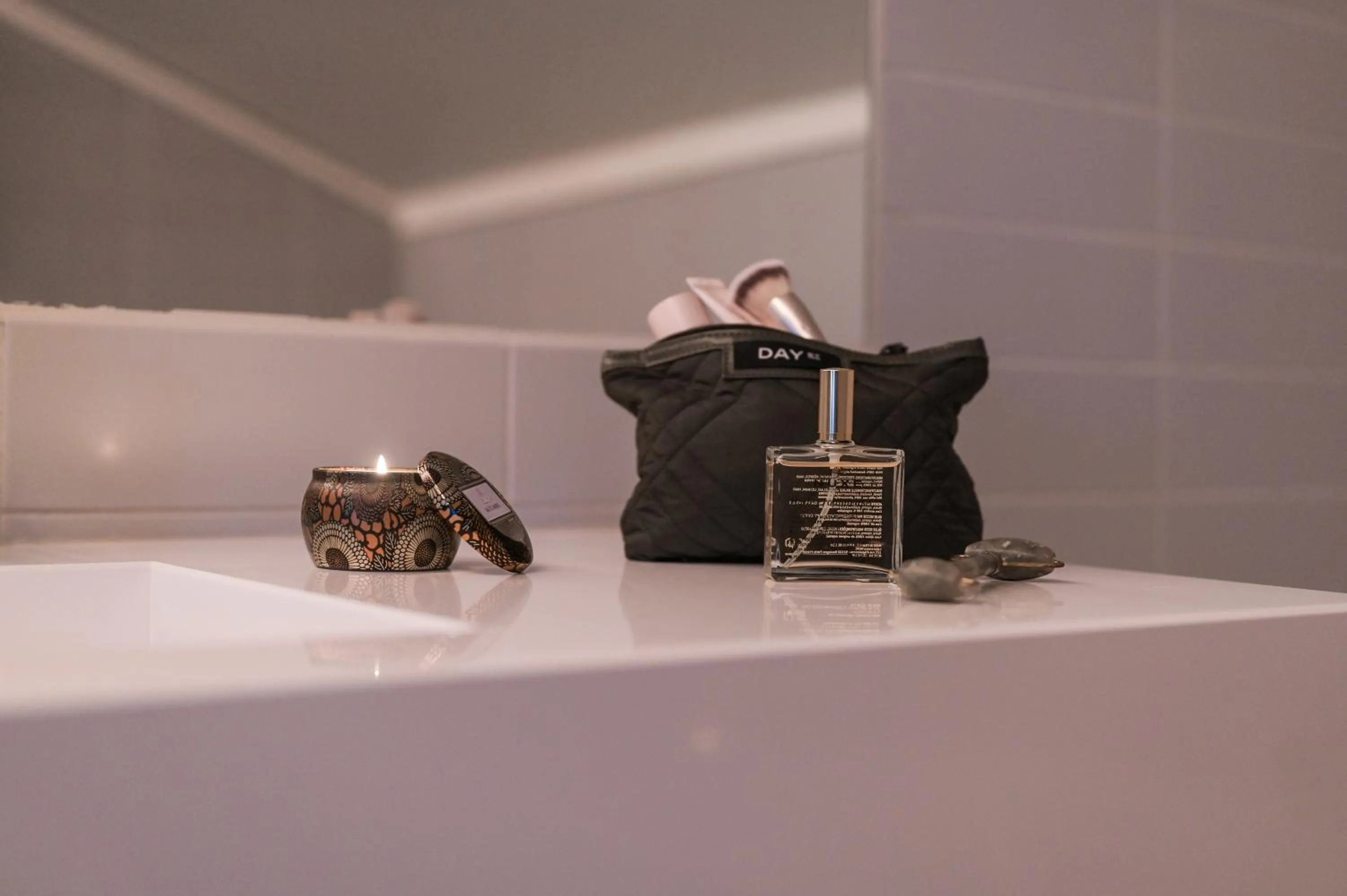 Bathroom in Svalbard Hotell | Polfareren