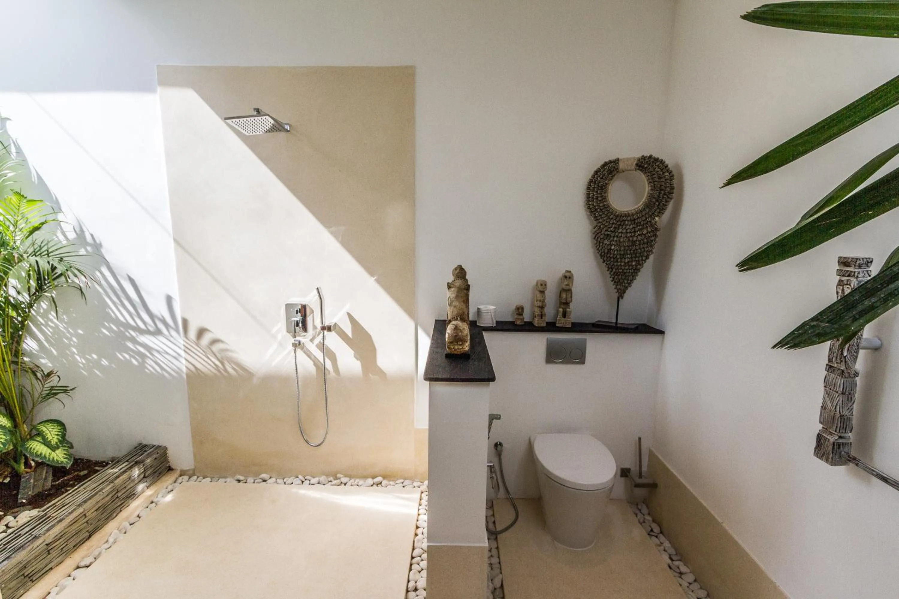 Villa Juna - Beautiful 3 Bedroom in Seminyak