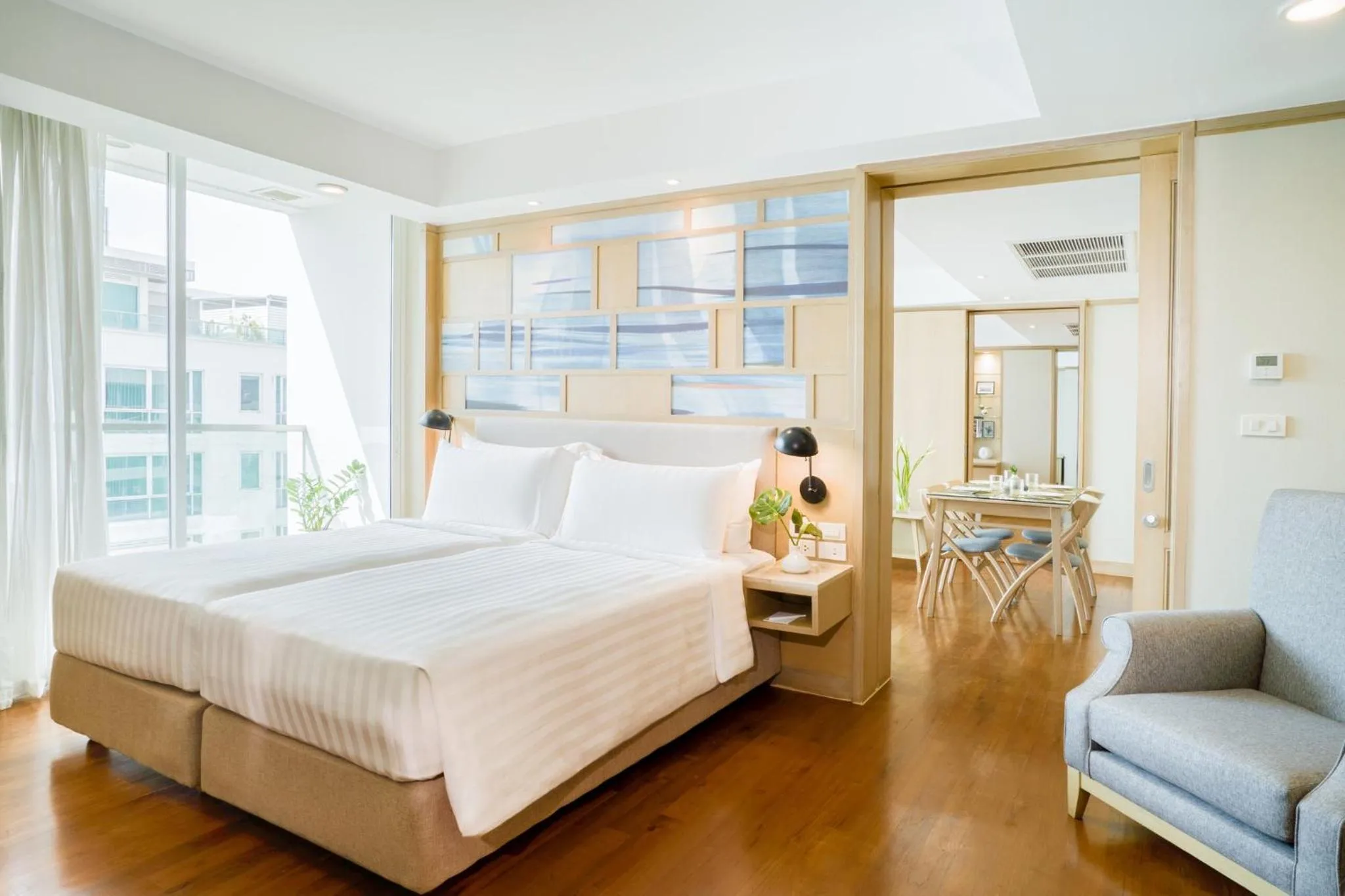 Photo of the whole room, Bed in Shama Petchburi 47 Bangkok
