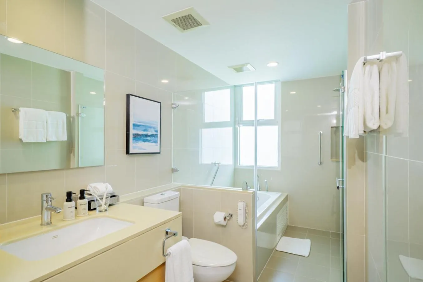 Photo of the whole room in Shama Petchburi 47 Bangkok