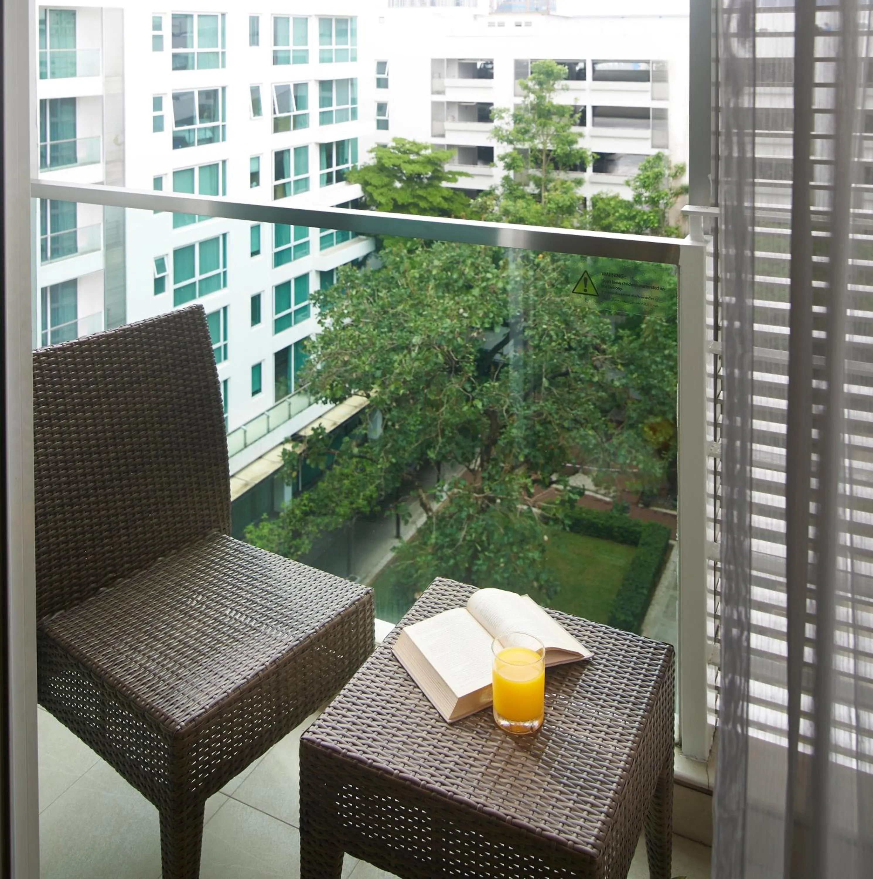 Photo of the whole room in Shama Petchburi 47 Bangkok