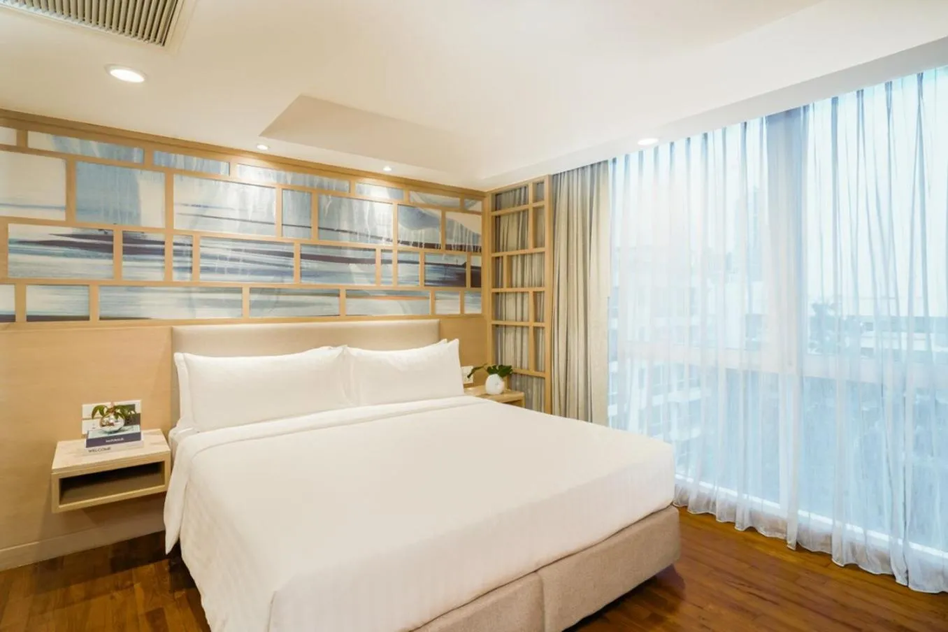 Photo of the whole room, Bed in Shama Petchburi 47 Bangkok