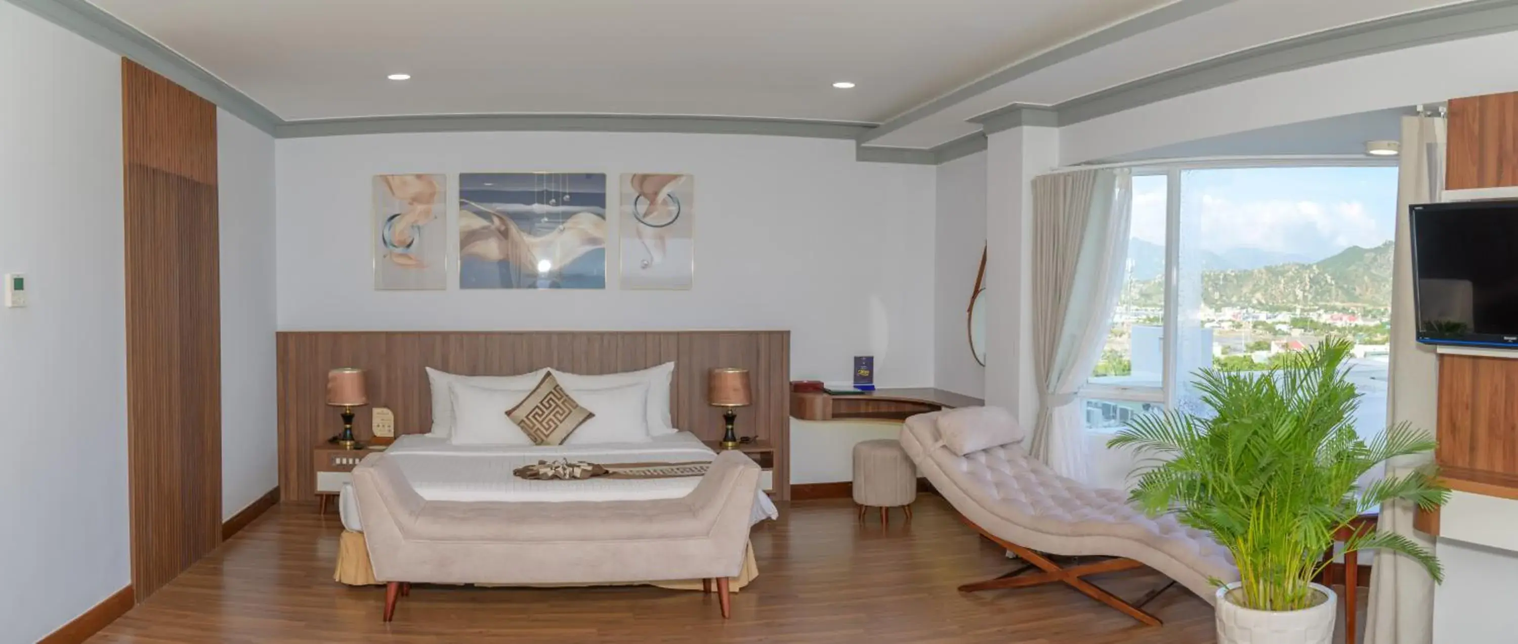 Bed in Saigon - Ninh Chu Hotel & Resort Bed in Saigon - Ninh Chu Hotel & Resort