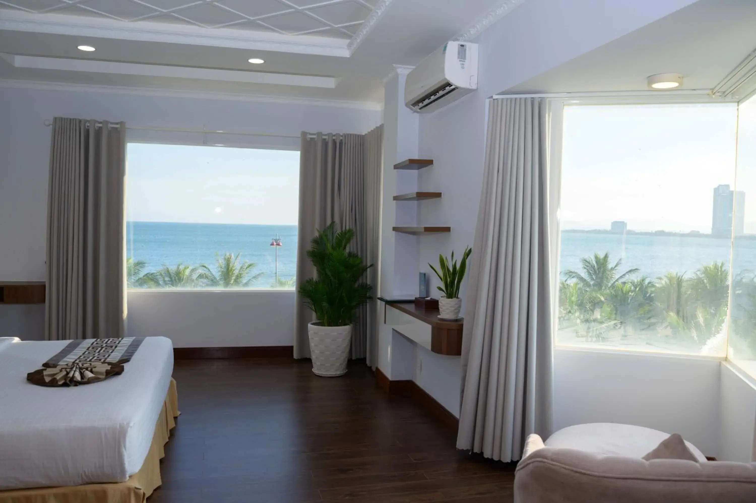 Bed in Saigon - Ninh Chu Hotel & Resort Bed in Saigon - Ninh Chu Hotel & Resort