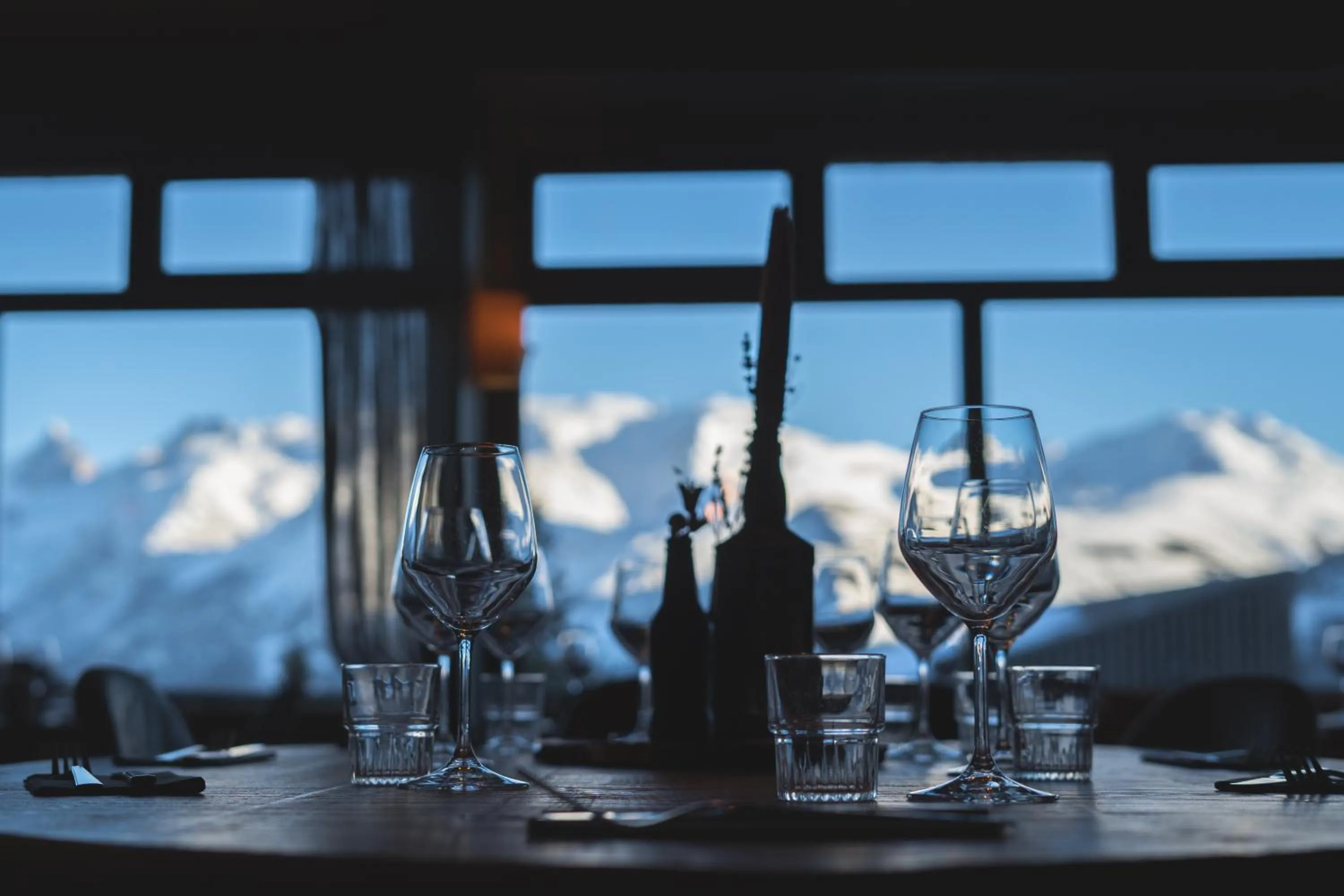 Restaurant/places to eat in Hotel Le Beau Site