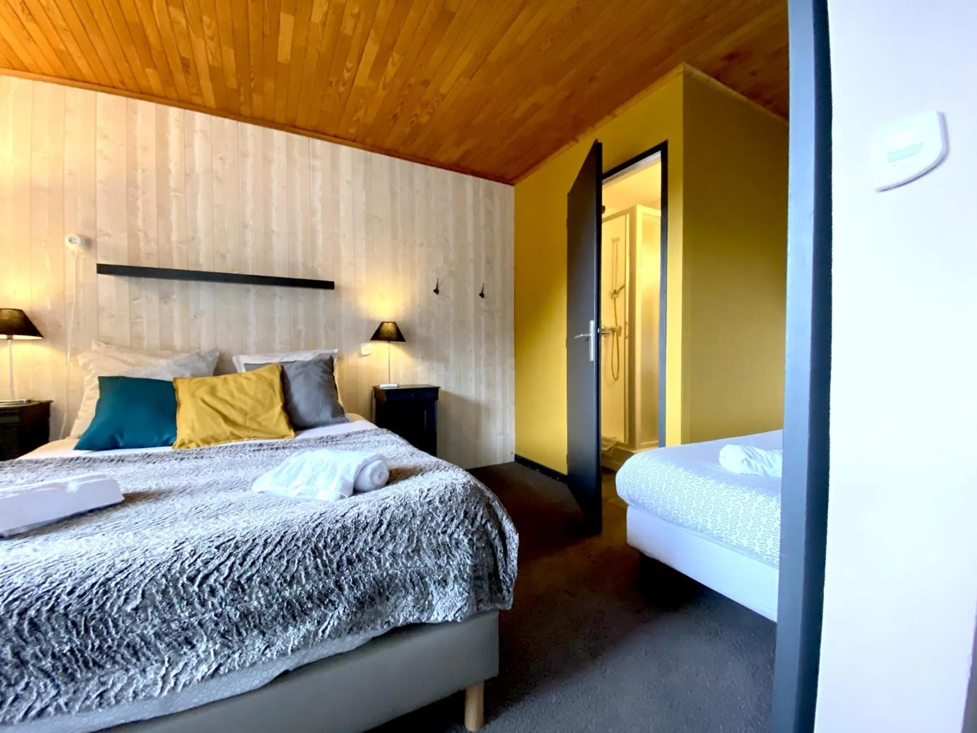 Bedroom in Hotel Le Beau Site