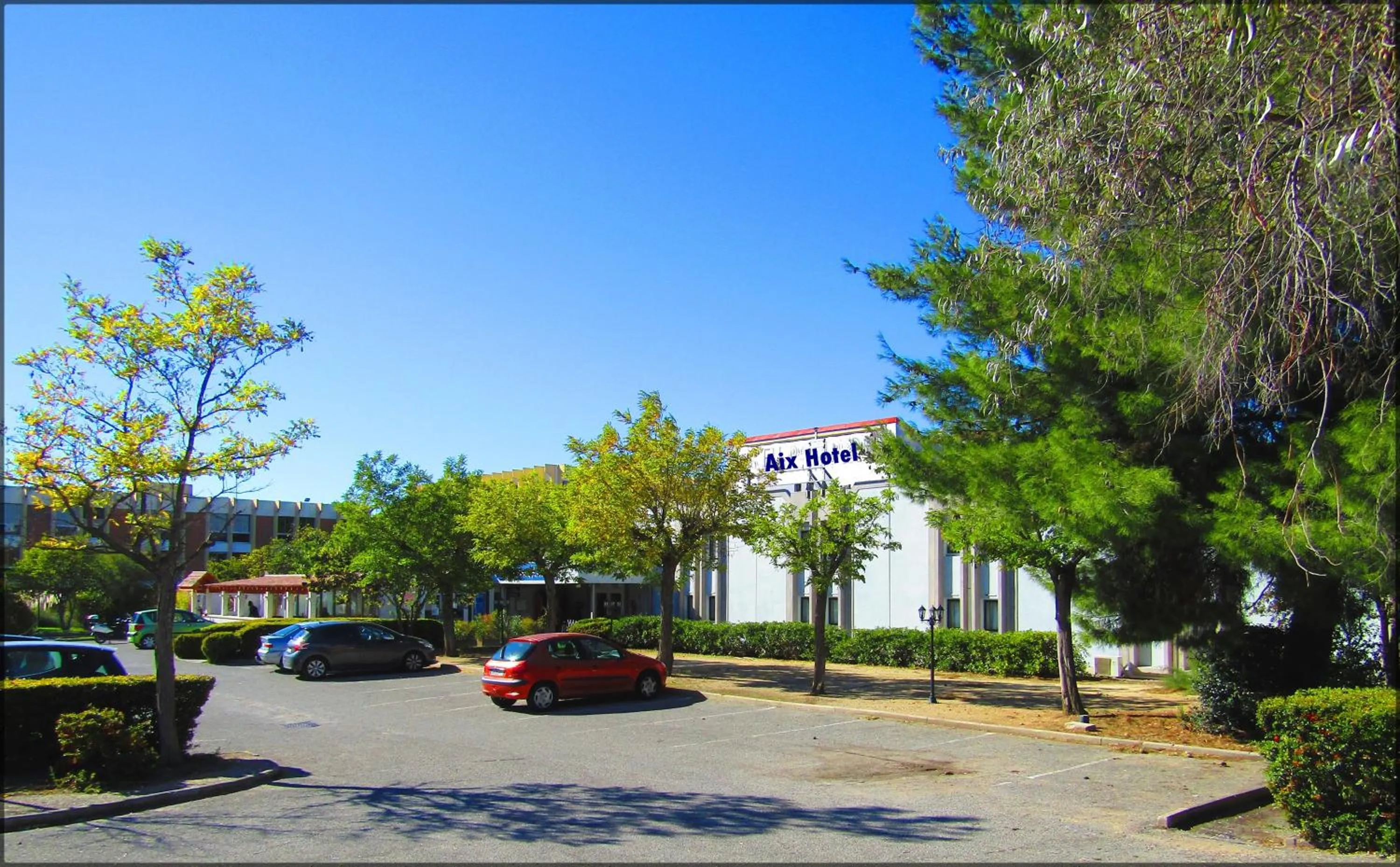 Facade/entrance in Aix Hotel