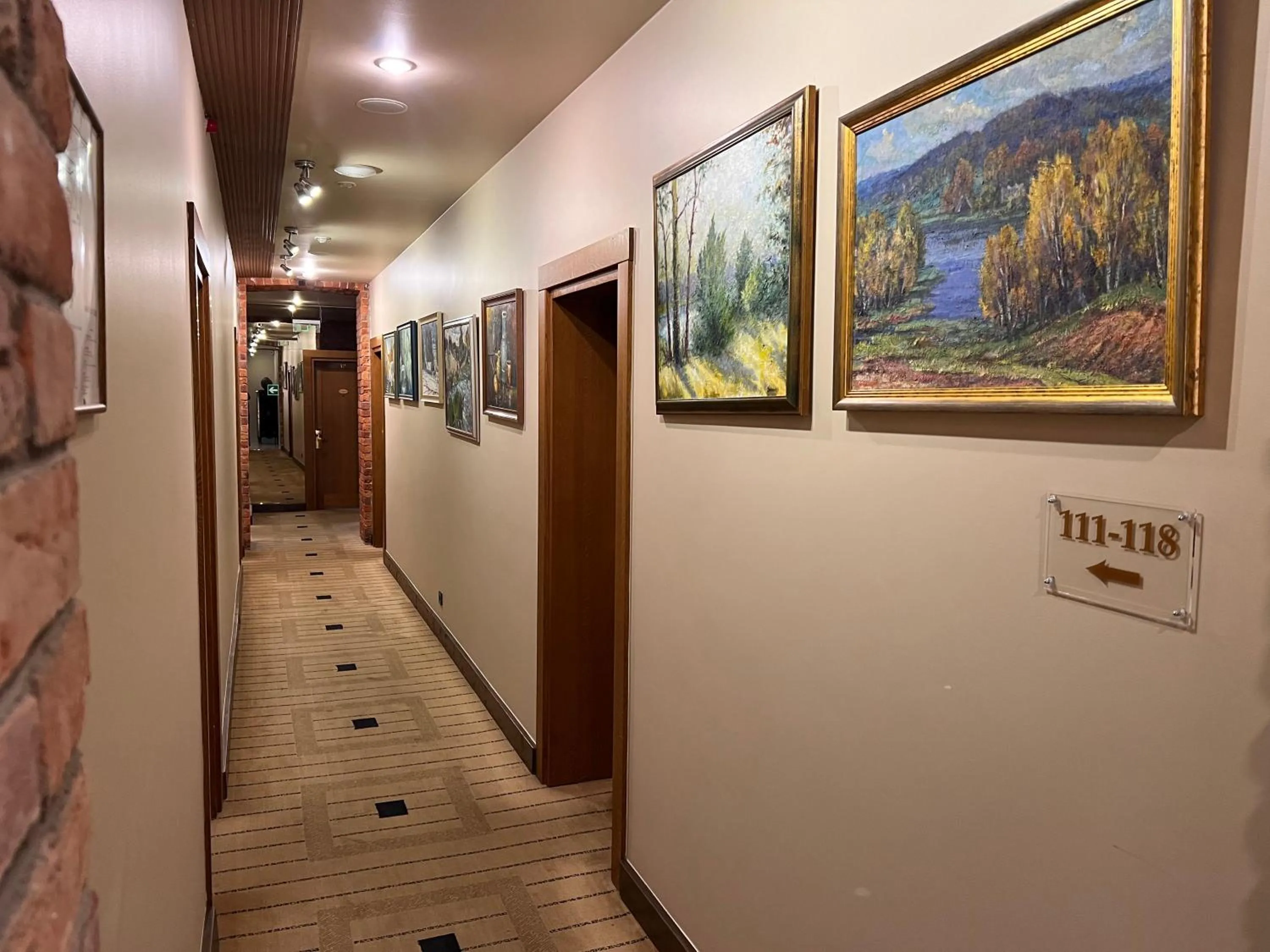 Property building in BEST WESTERN Santakos Hotel