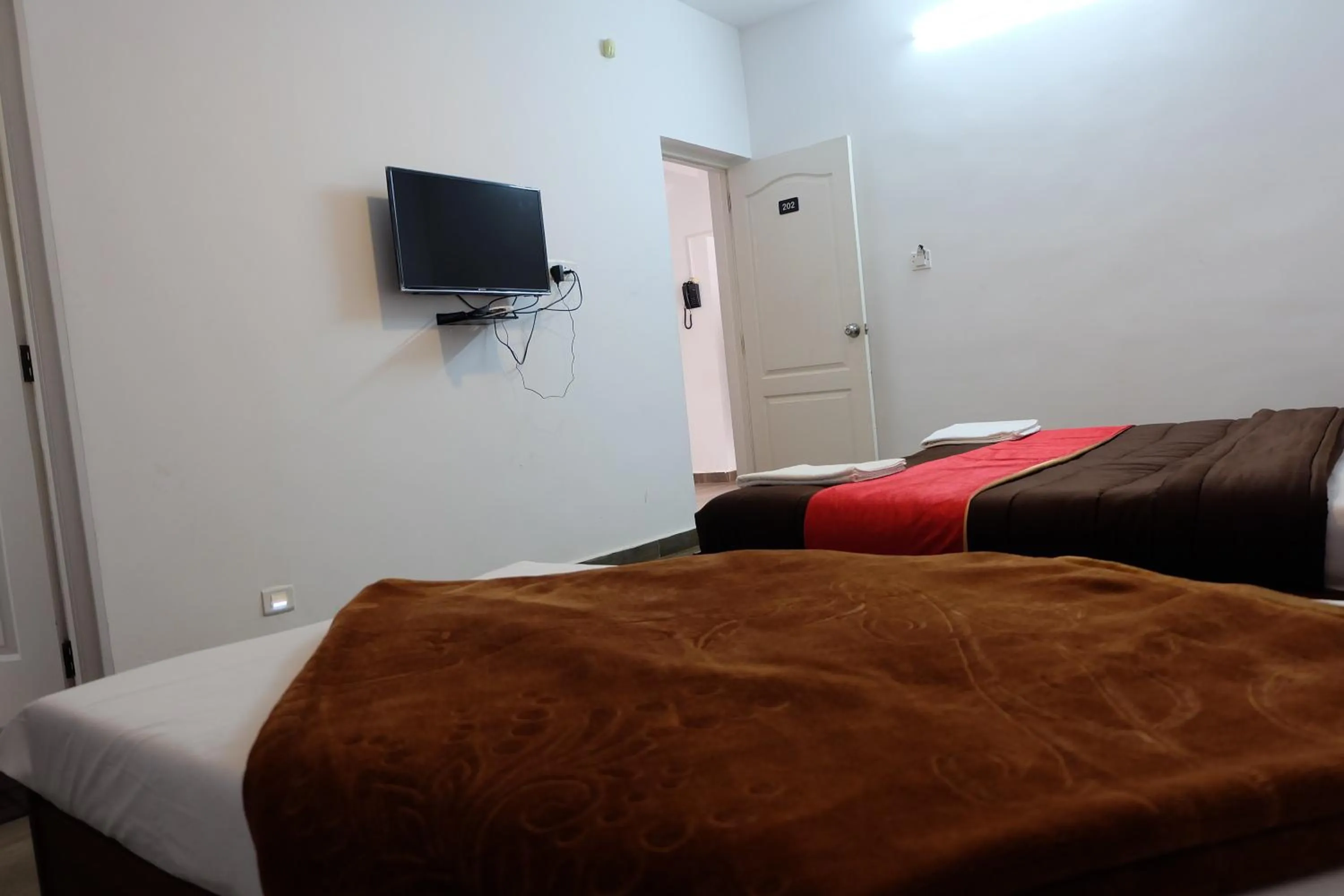 Bed in Rosepark Residency