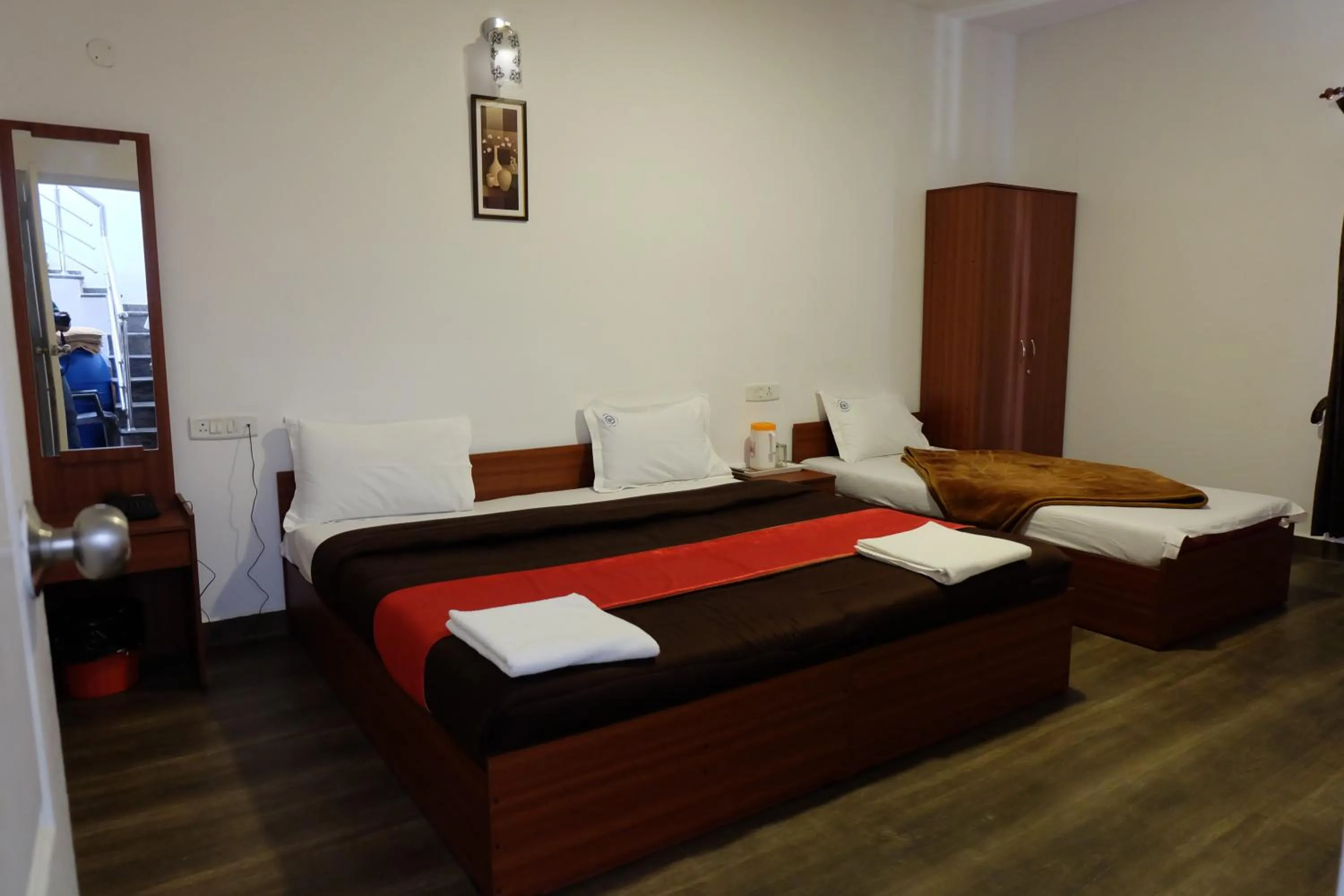 Bed in Rosepark Residency