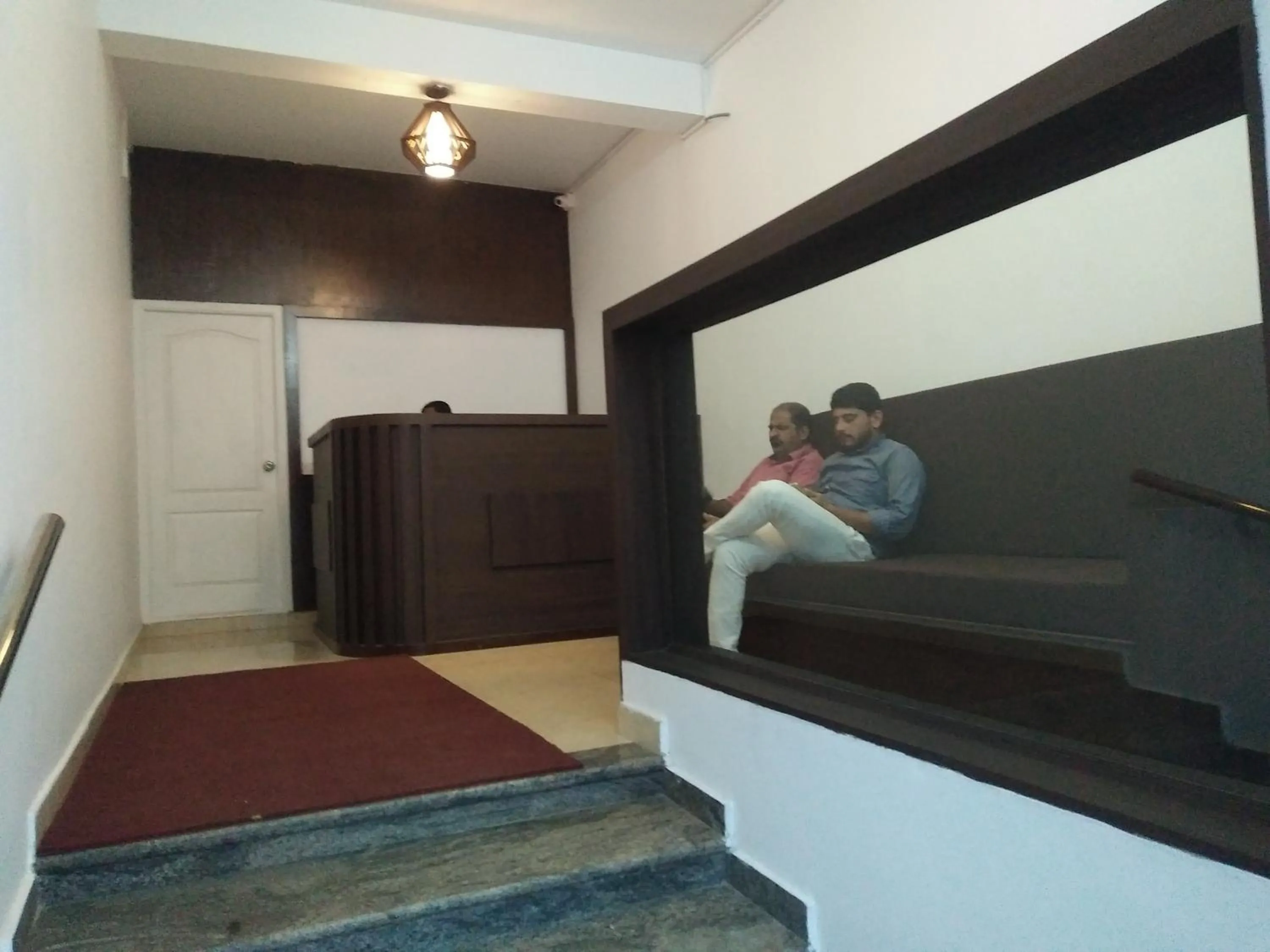 Restaurant/places to eat in Rosepark Residency