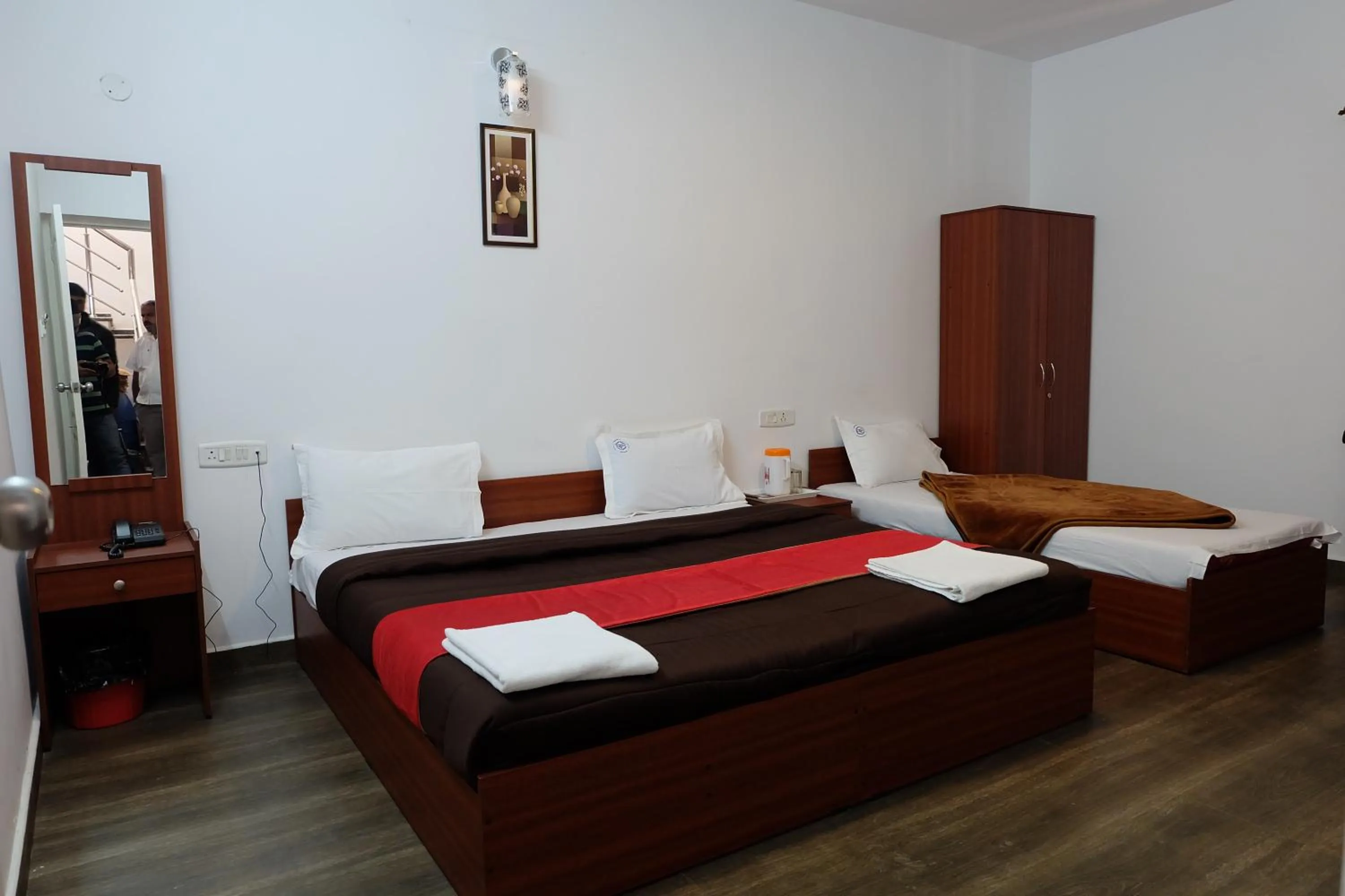 Bed in Rosepark Residency