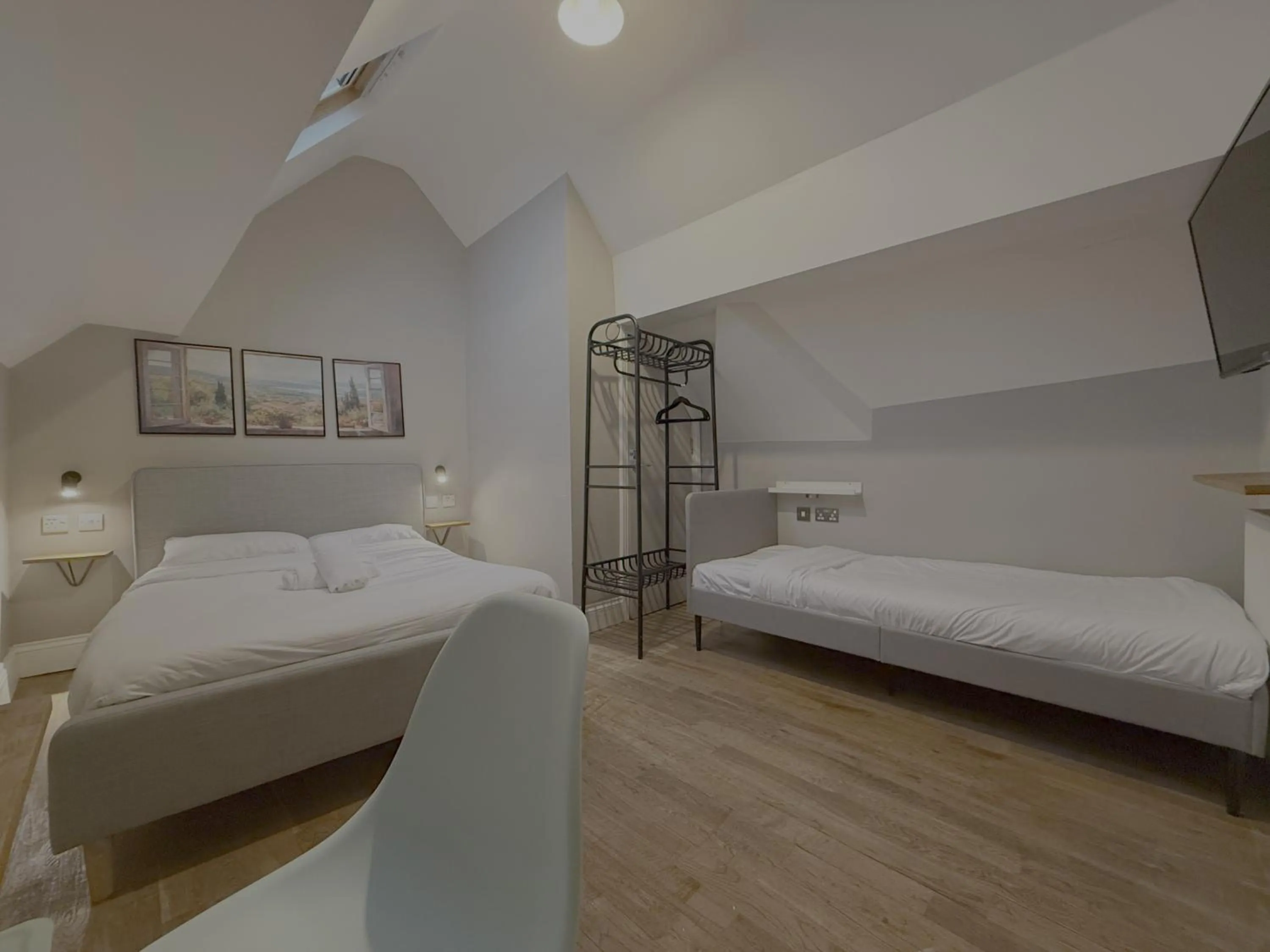 Bedroom, Bed in The Riverhouse