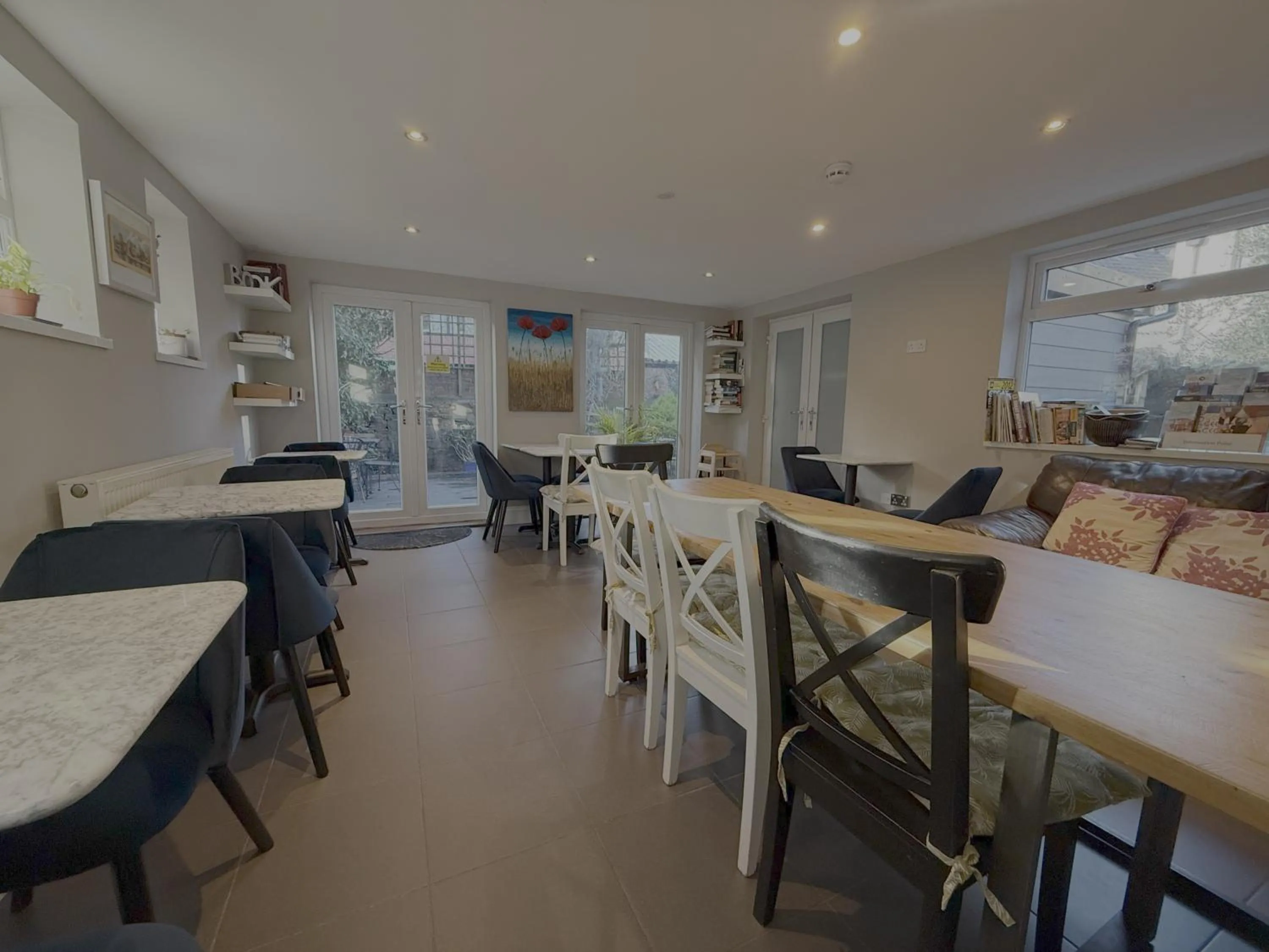 Dining area in The Riverhouse