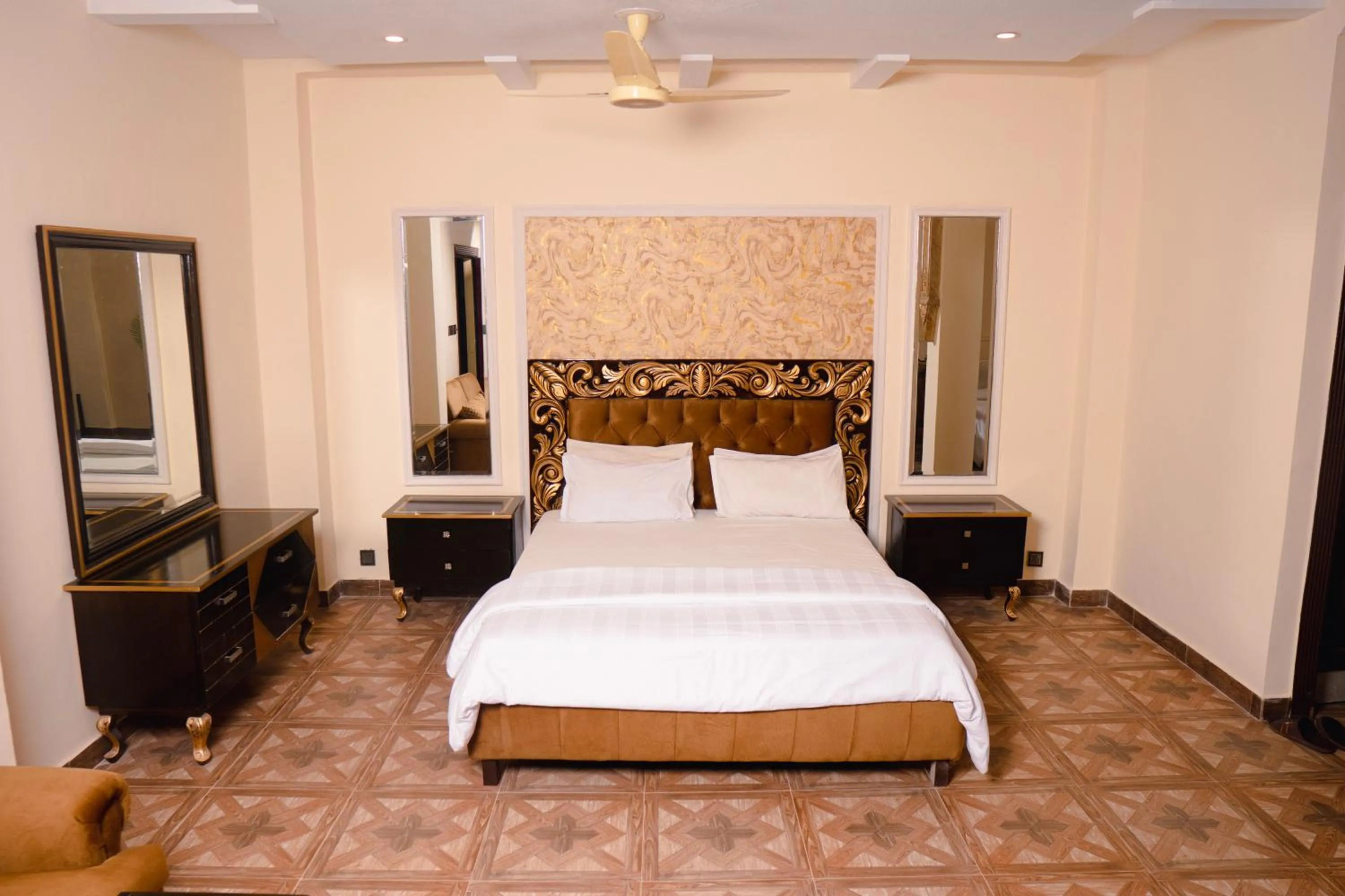 Bed in Hotel Mayfair