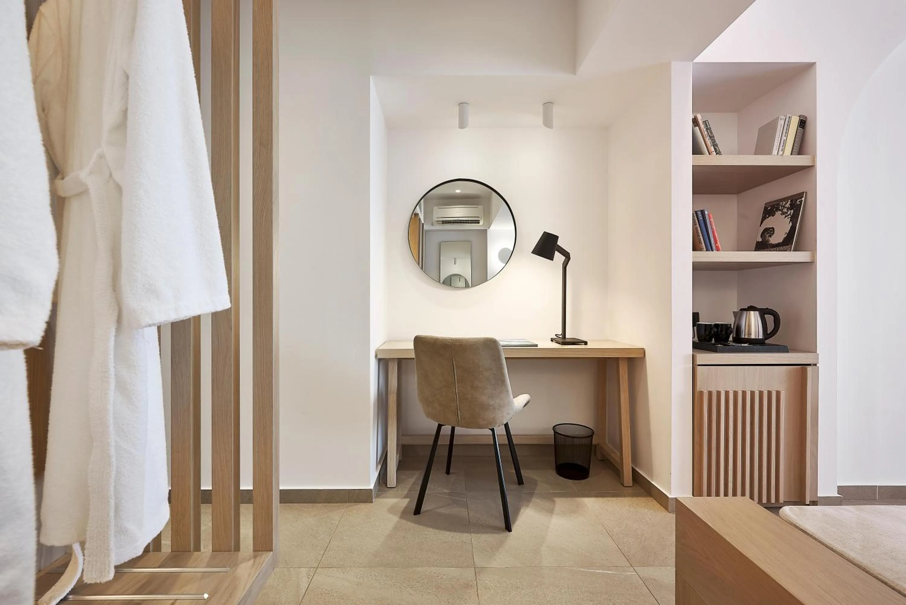 Photo of the whole room in Coriva Beach Hotel & Bungalows