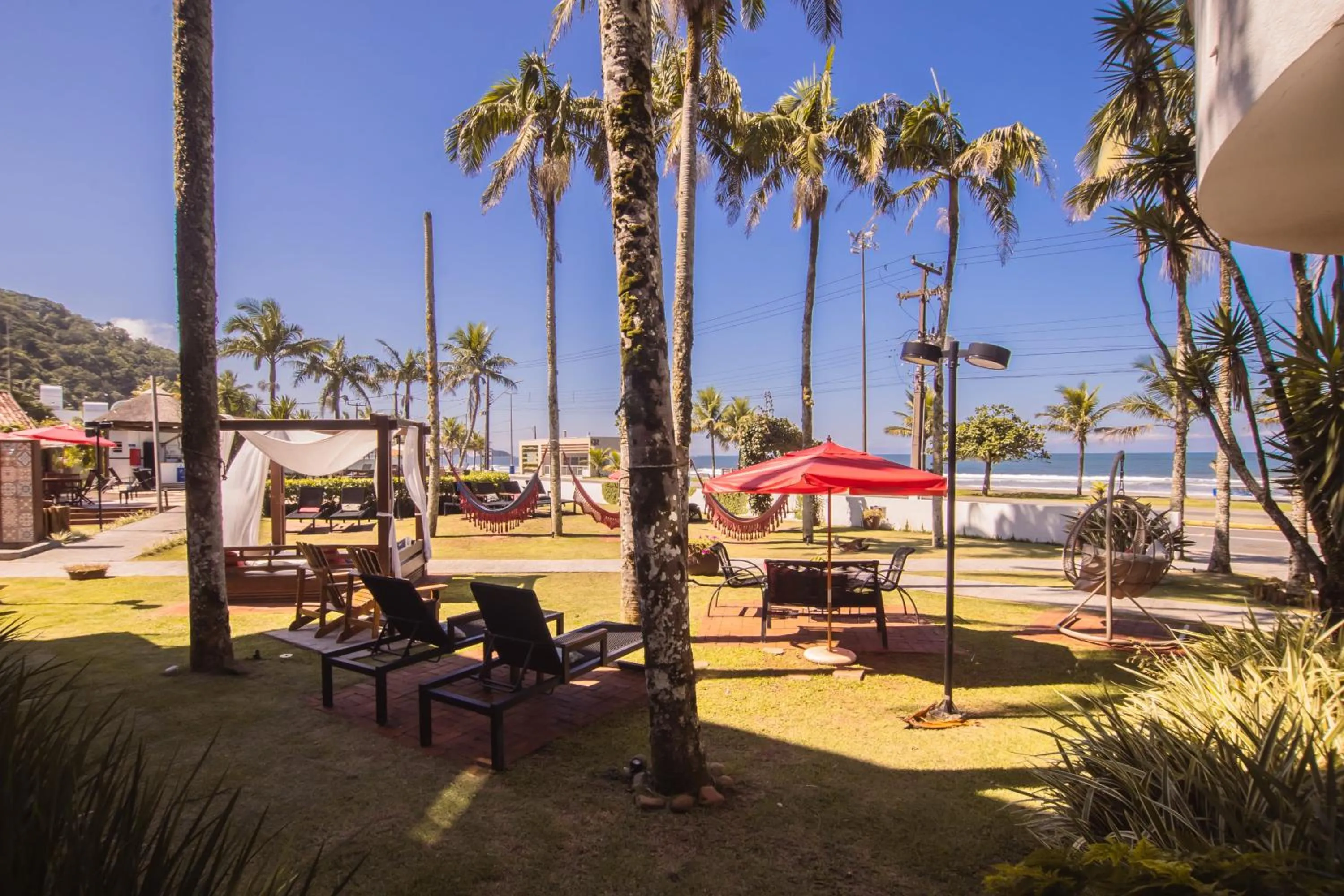 Patio in Hotel VillaReal Guaratuba - Caieiras